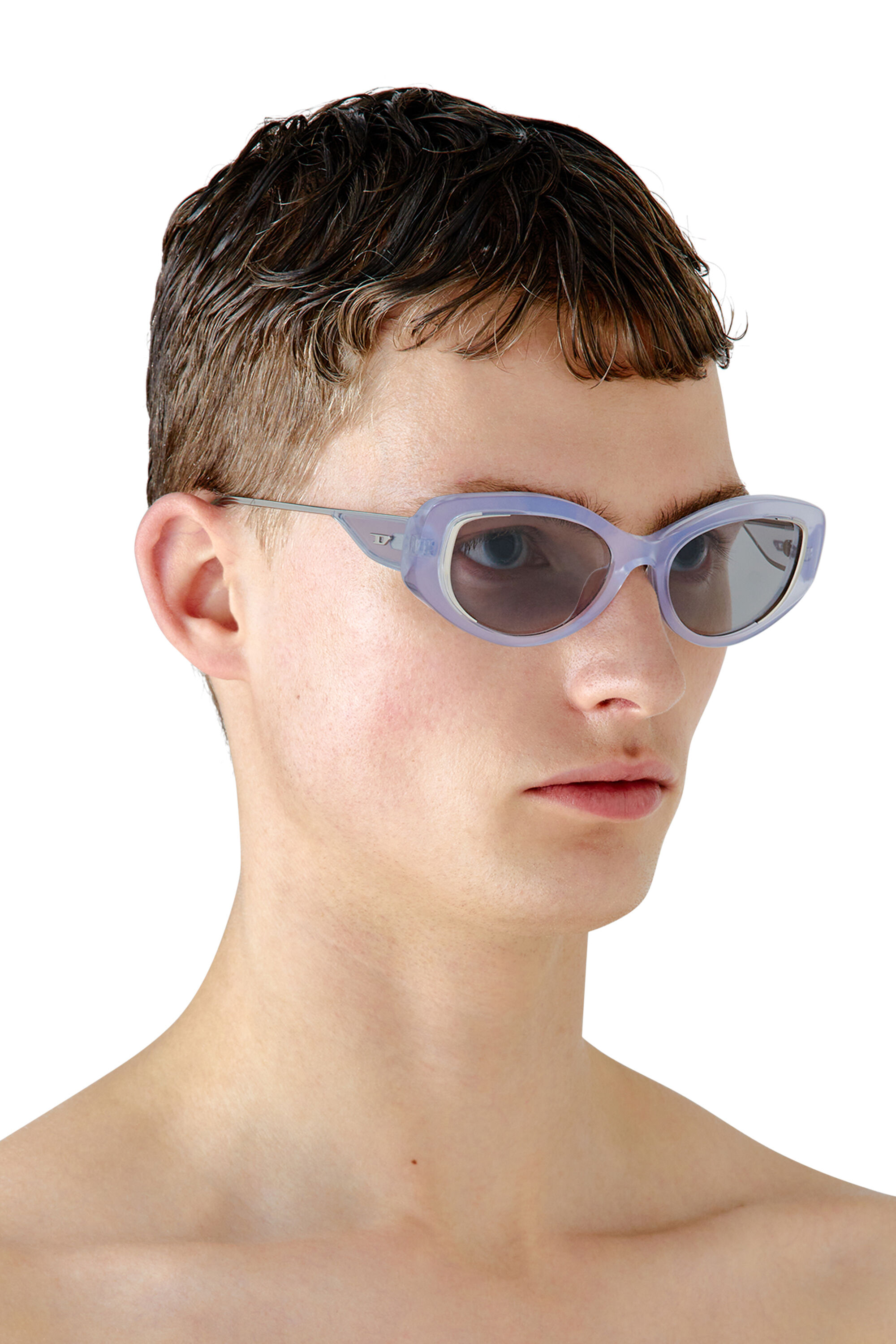 Women s Cat eye style sunglasses Grey Diesel