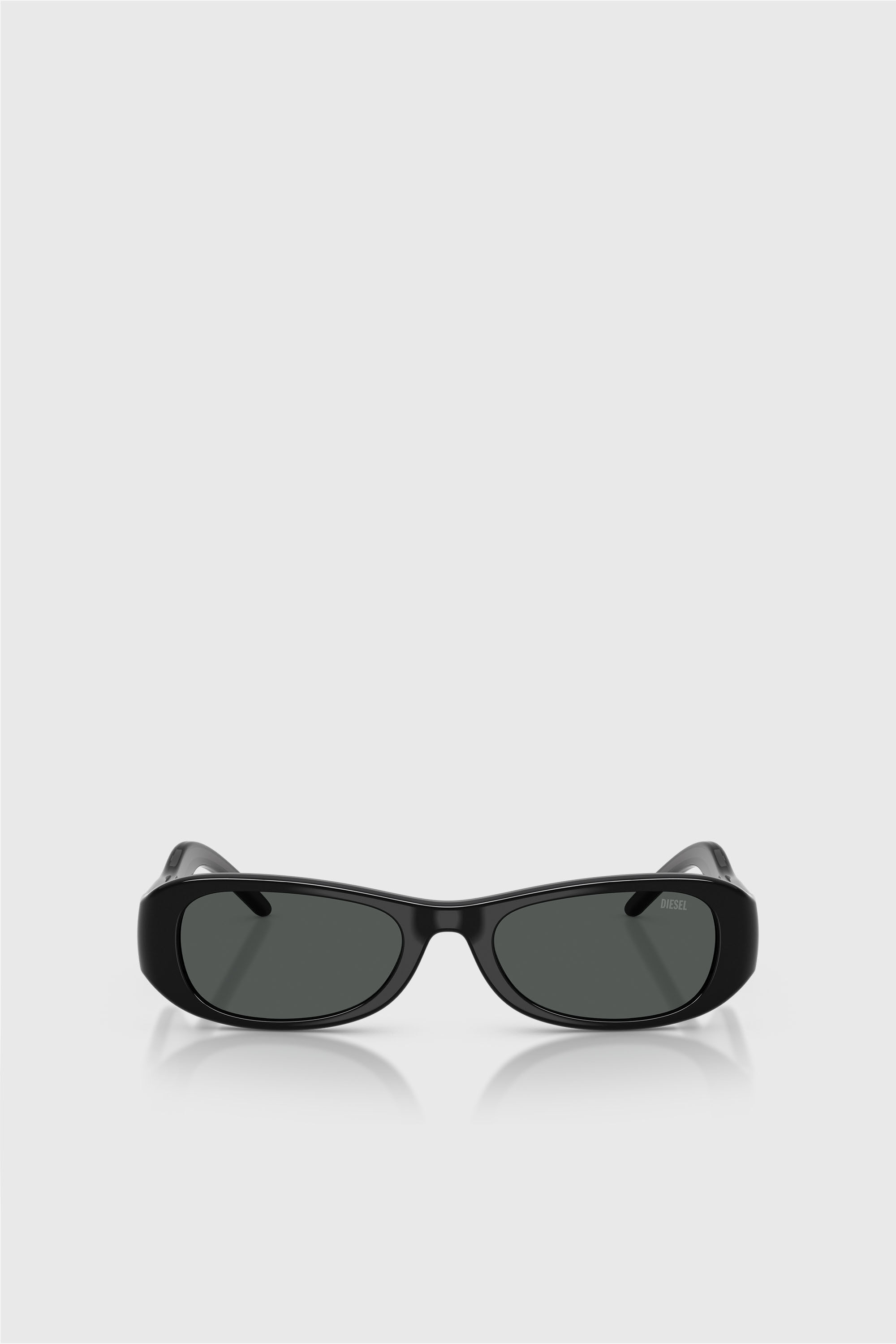 Diesel - 0DL3020U, Unisex's Pillow Sunglasses in Black - 1