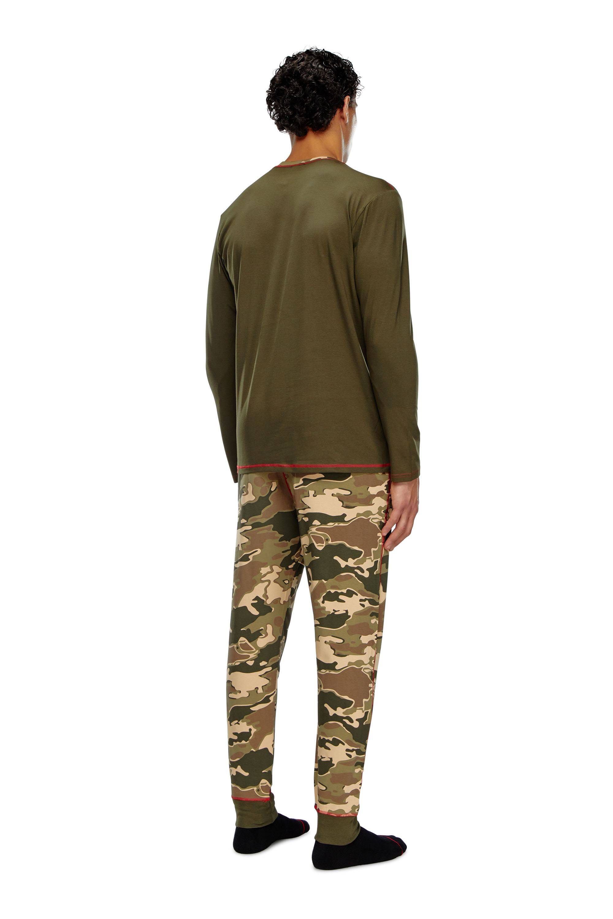 Off white deconstructed camo pants discount