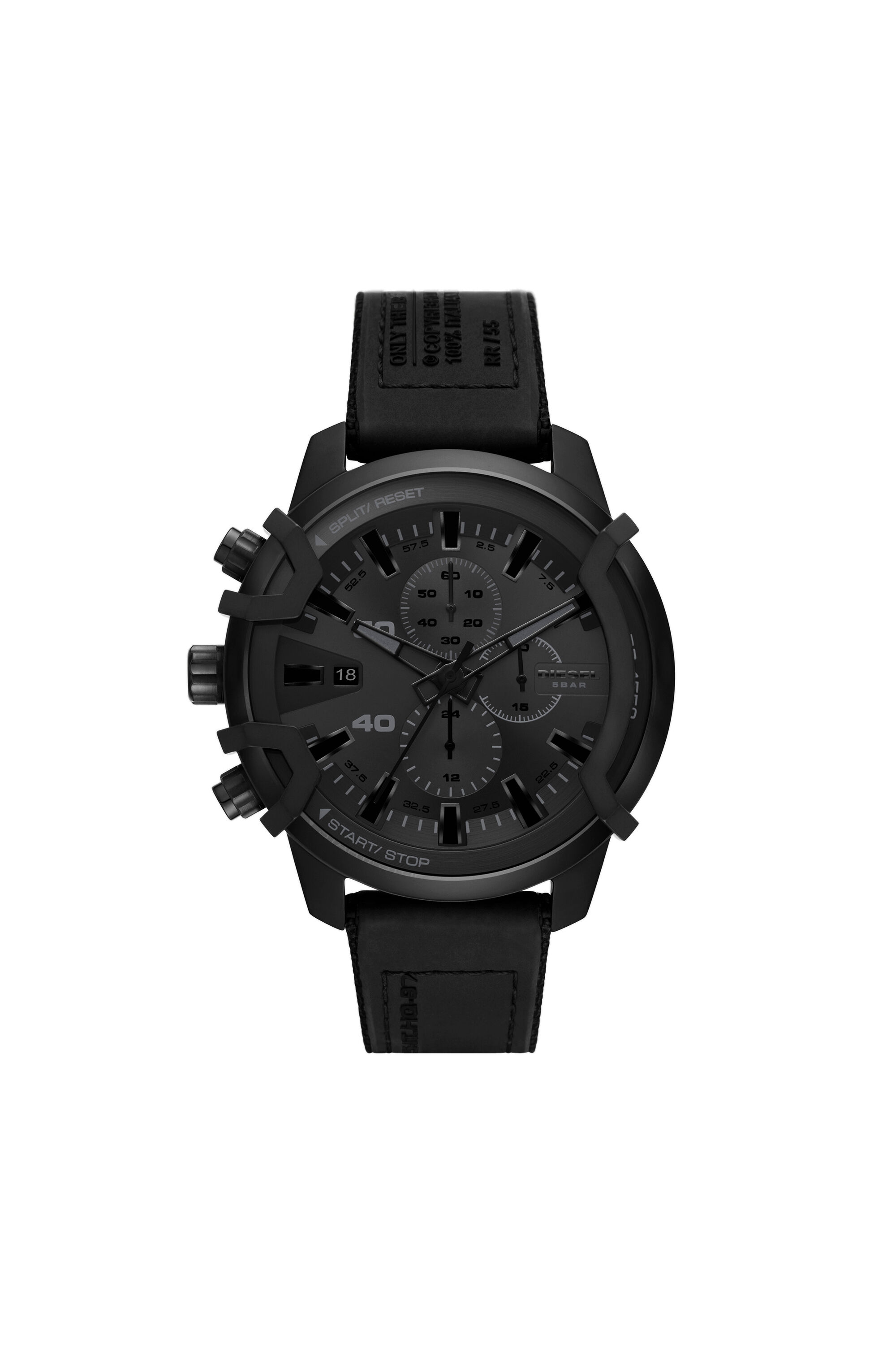 DIESEL ブラック スポーツウォッチ45 ディーゼル ウォッチ〉で叶う3つのスタイルやっぱり、黒が好きだ