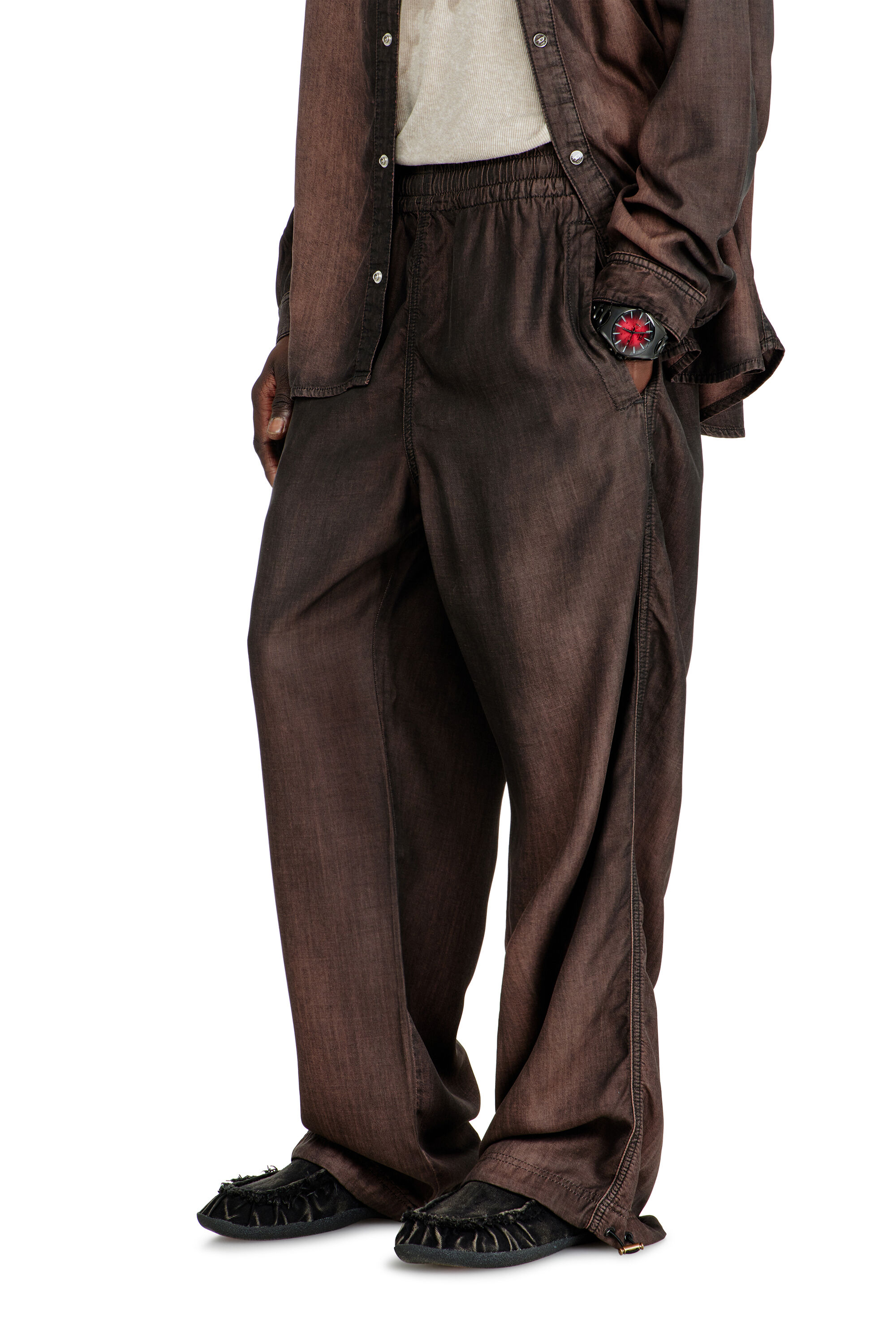 Diesel - Unisex's Relaxed Jeans D-Roder 068YF, Dark Brown - 7