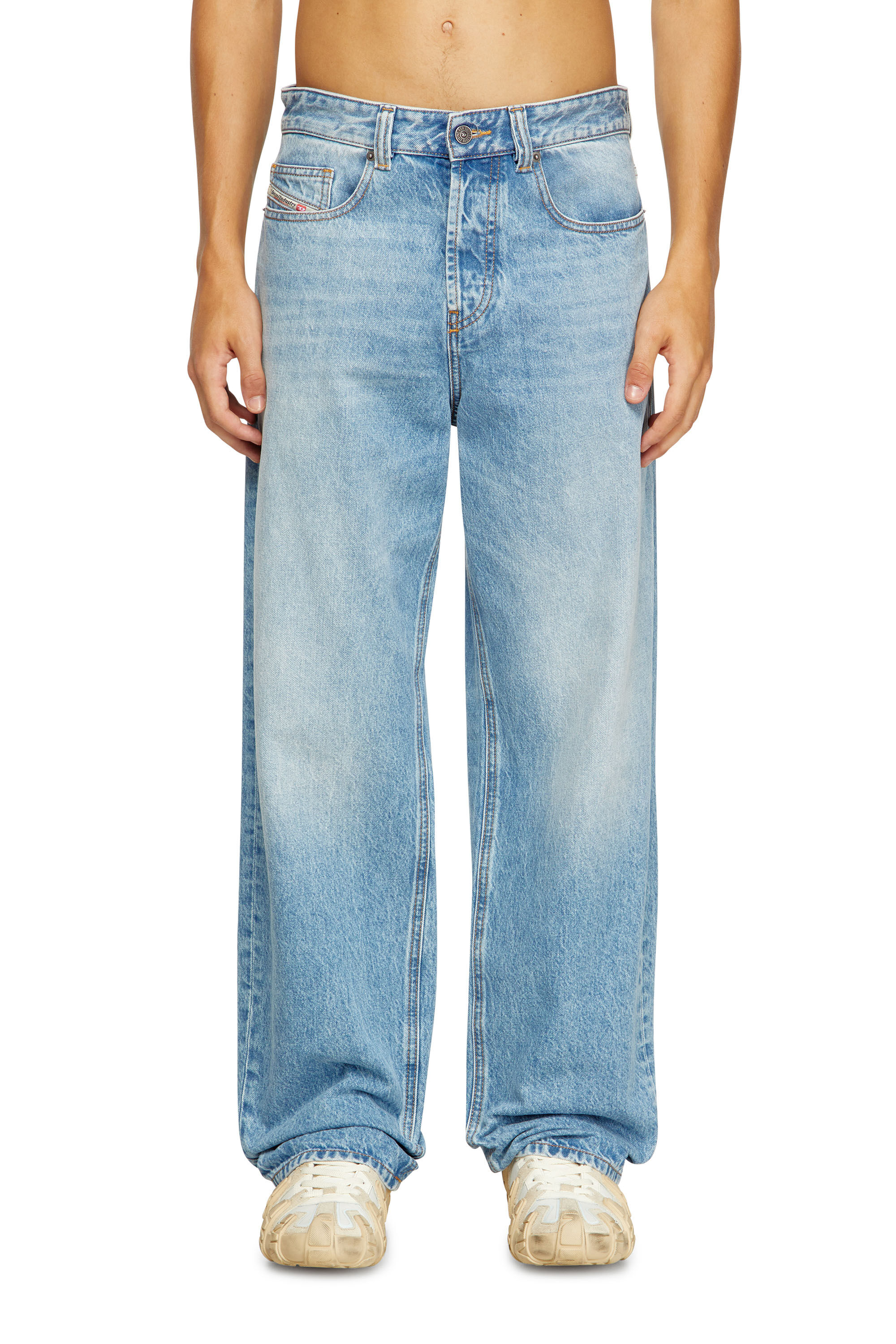 Men's Relaxed Jeans | Light Blue | Diesel 2001 D-Macro