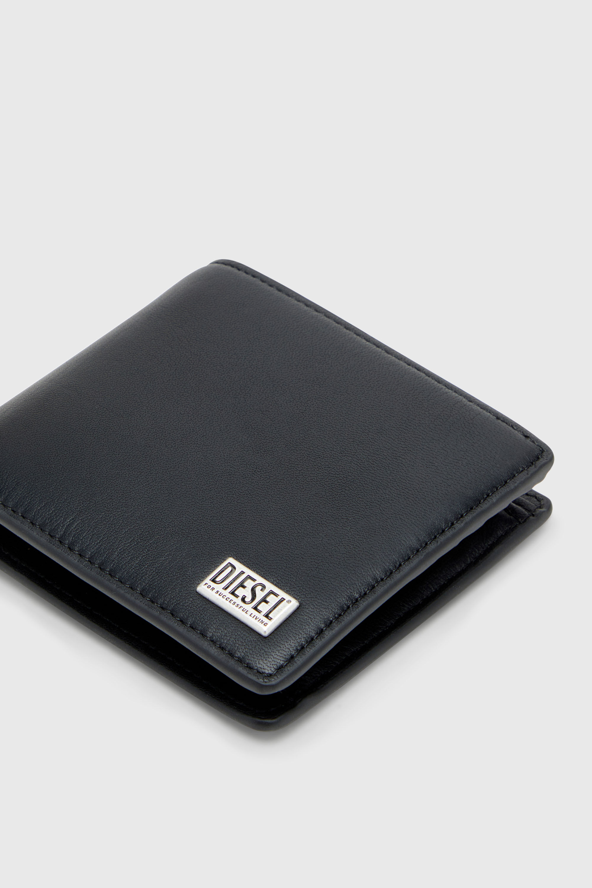 Bi-fold wallet in semi gloss leather