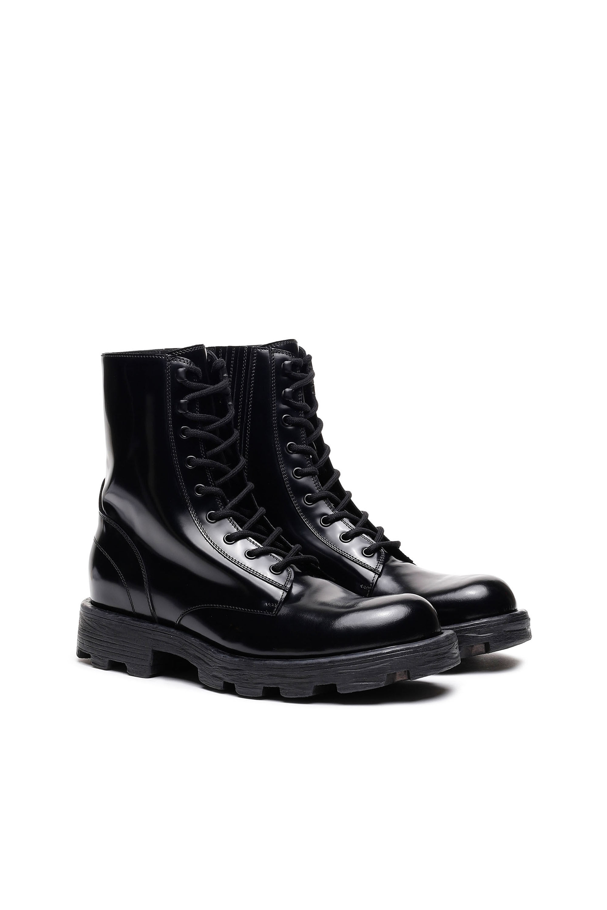 Diesel trainer boots 2025