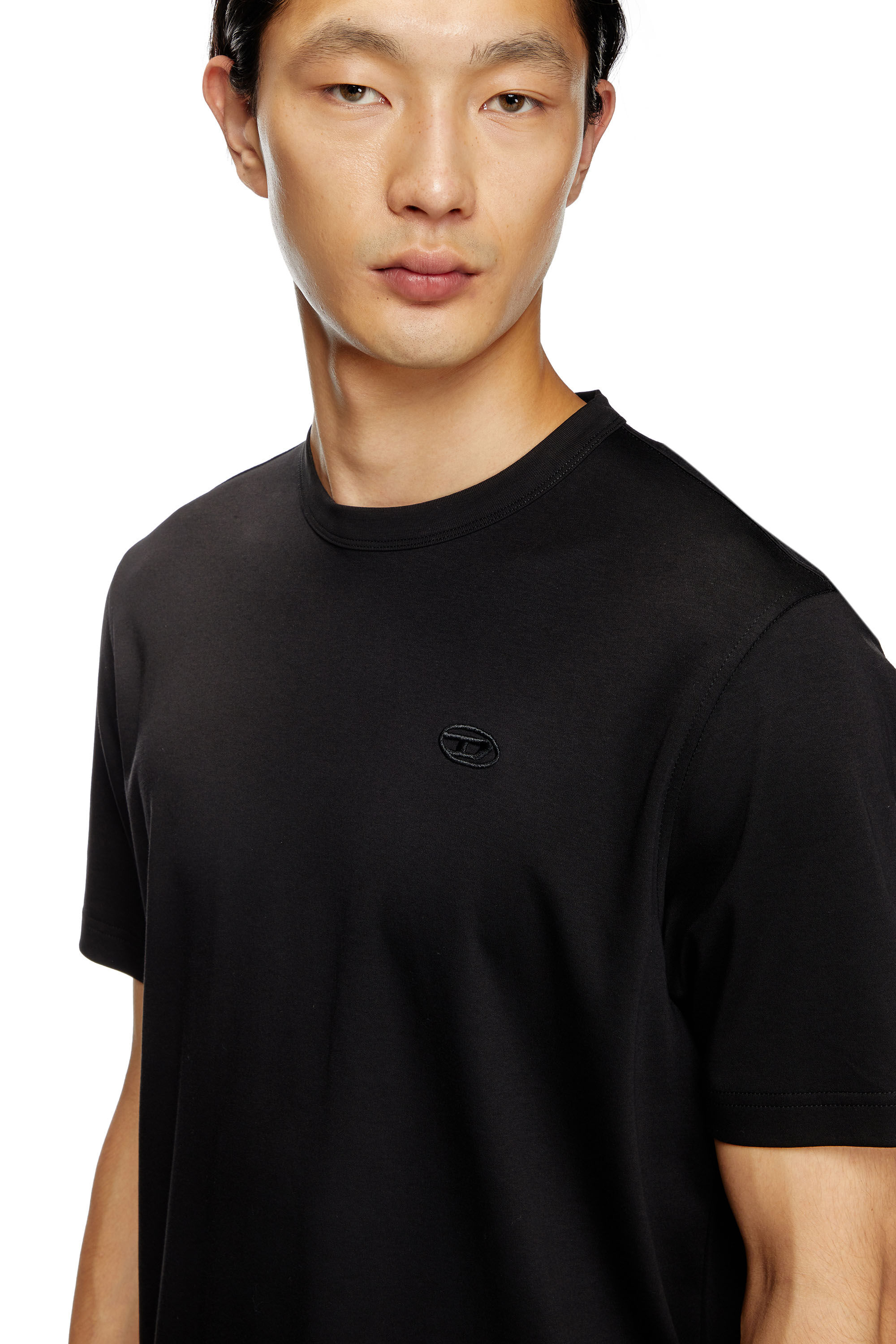 Men's T-shirt with tonal logo embroidery | Black | Diesel