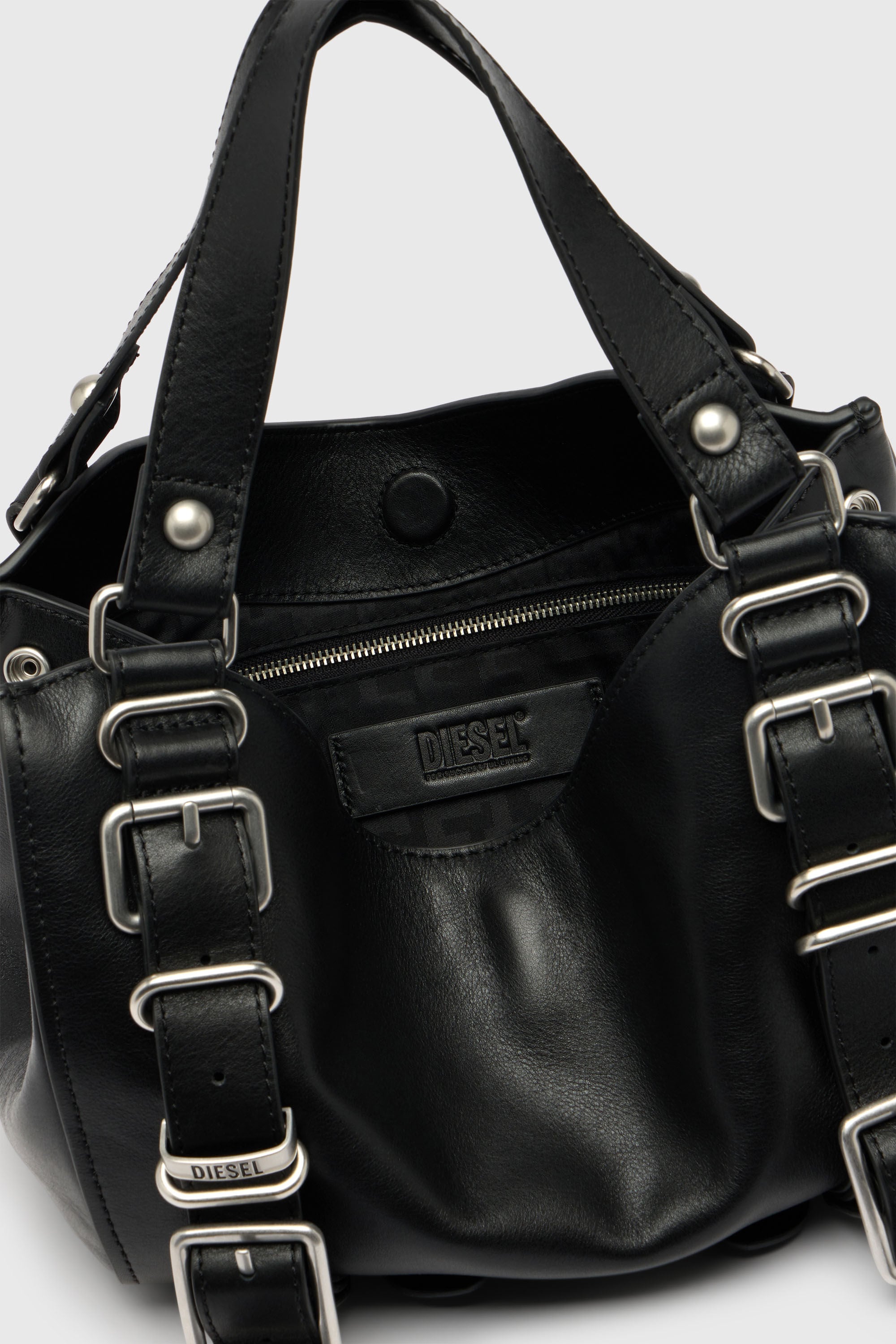 Diesel - D-ONE TOPHANDLE S, Woman's D-One-Small top-handle bag in treated leather in Black - 5