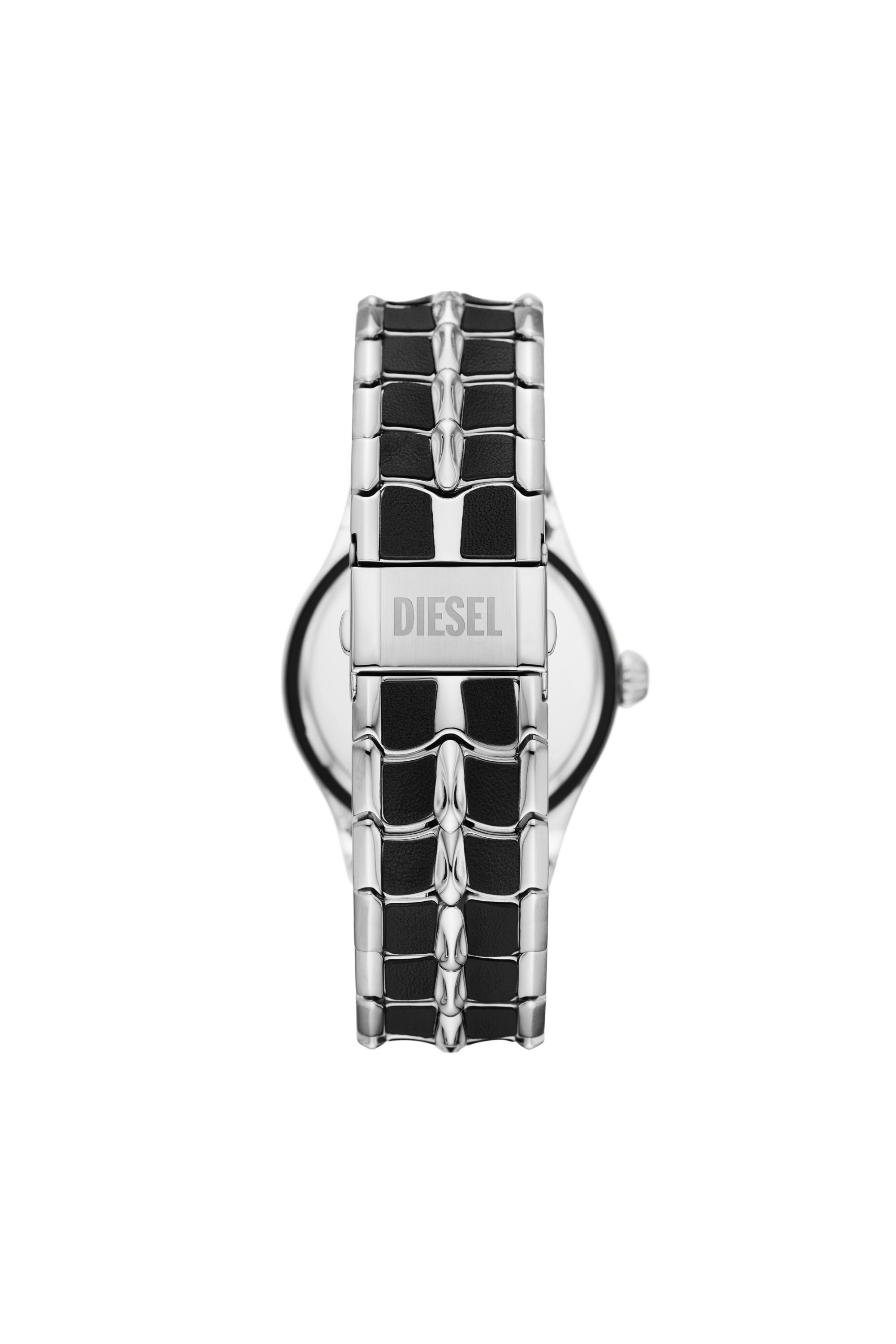 Men's Vert Three-Hand Date Stainless Steel Watch | Silver