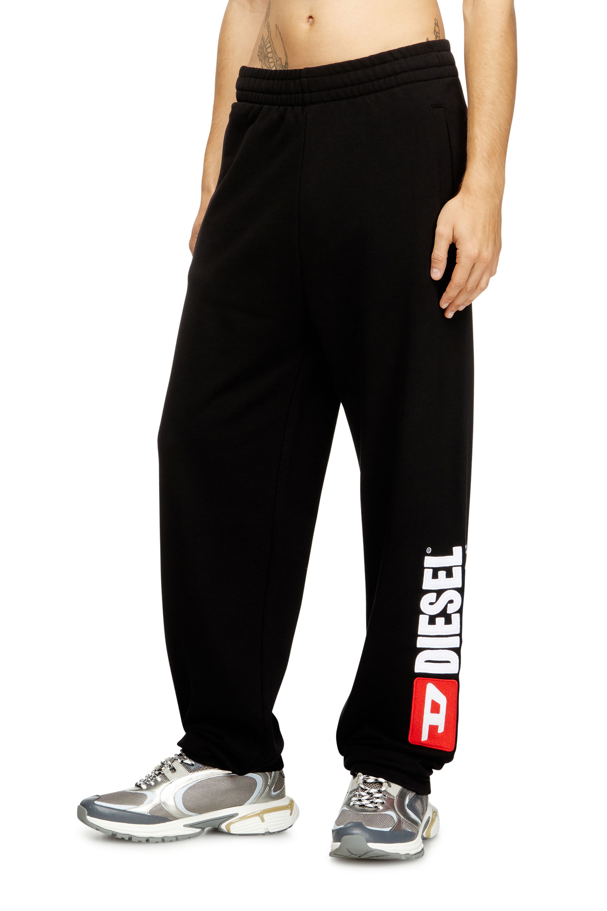 Men's Cotton pants with Diesel patch | Black | Diesel