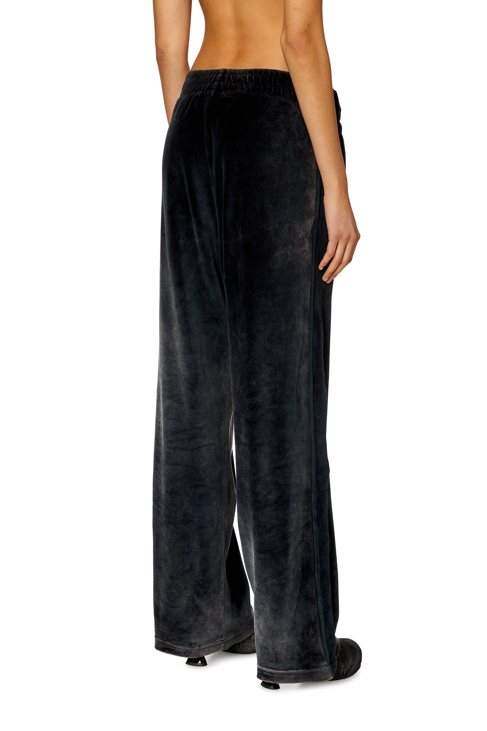 【YOURNUS】Piping Cropped Nylon Pants Silver Unisex Nylon Loose Cropped Pants Made in Brooklyn