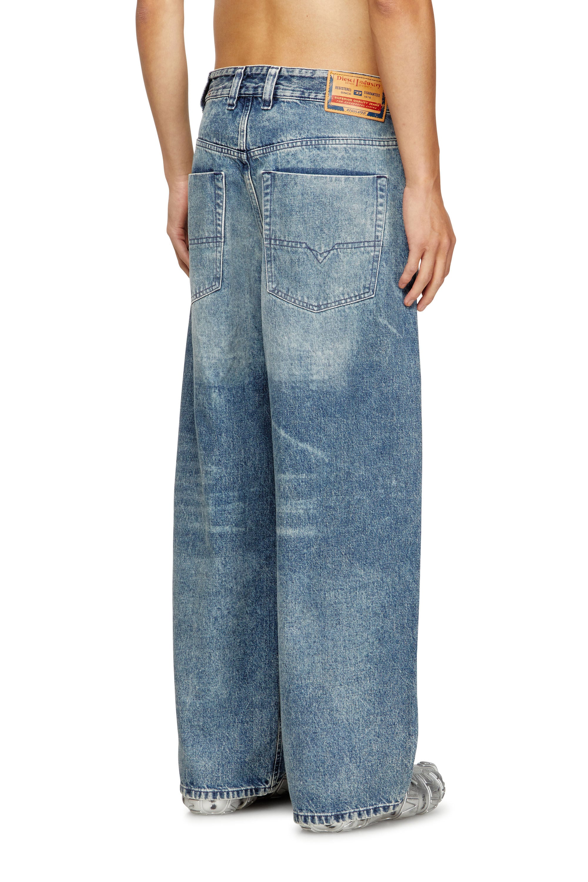 Women's Relaxed Jeans | Regular Waist 1997 D-Enim | Light Blue