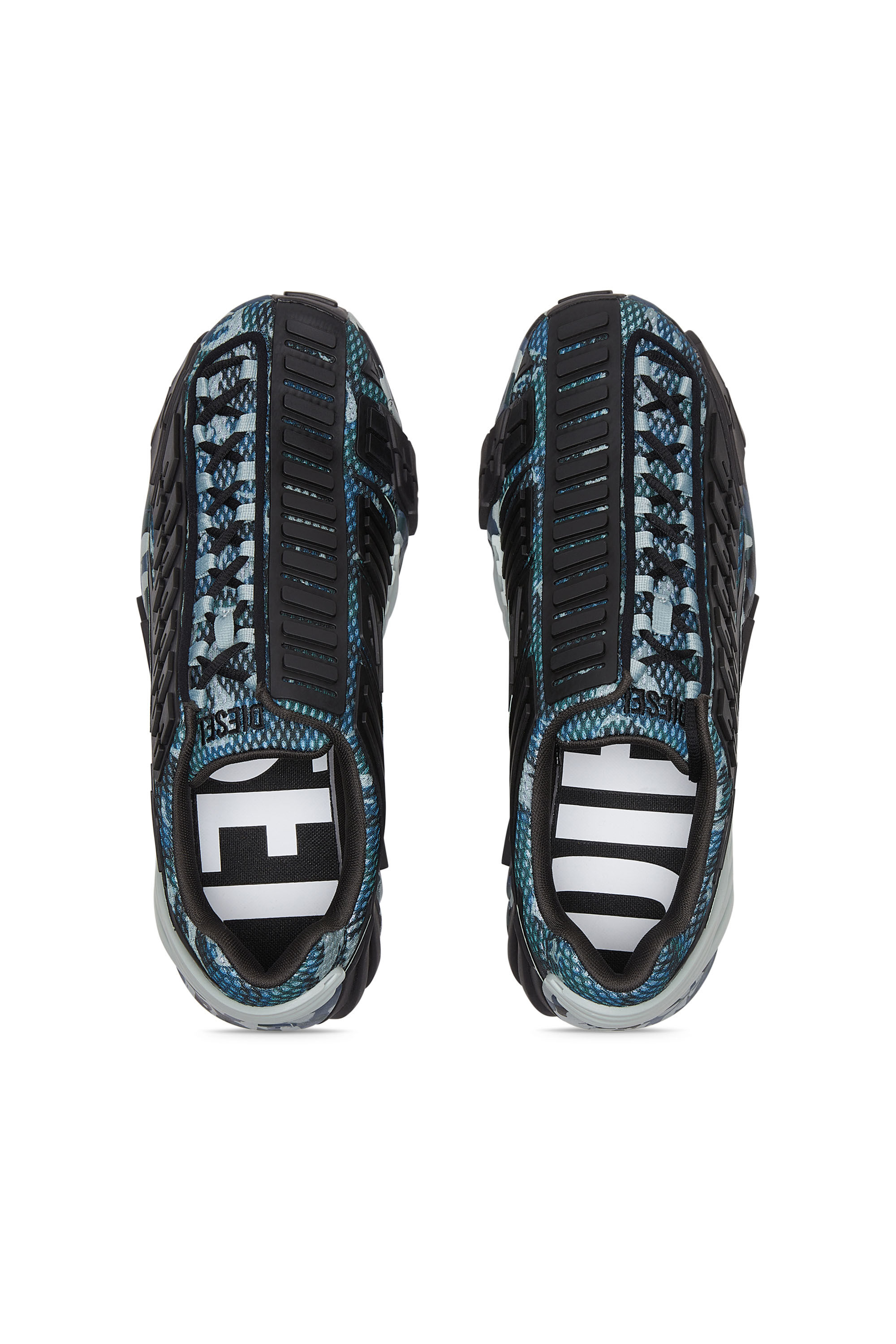 Diesel camo 2025 shoes