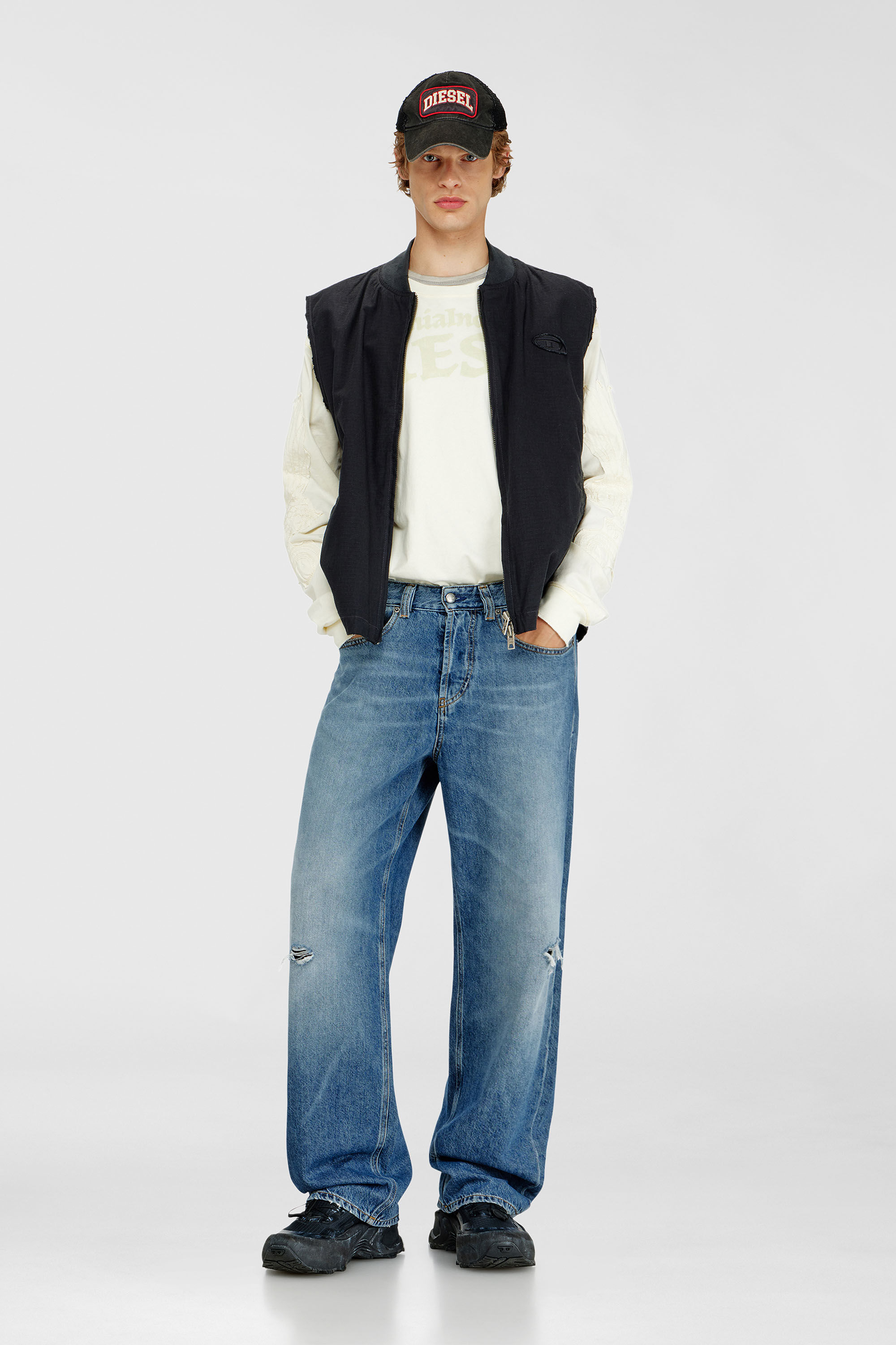Diesel - Man's Relaxed Jeans 2001 D-Macro 09P61, Medium blue - 2