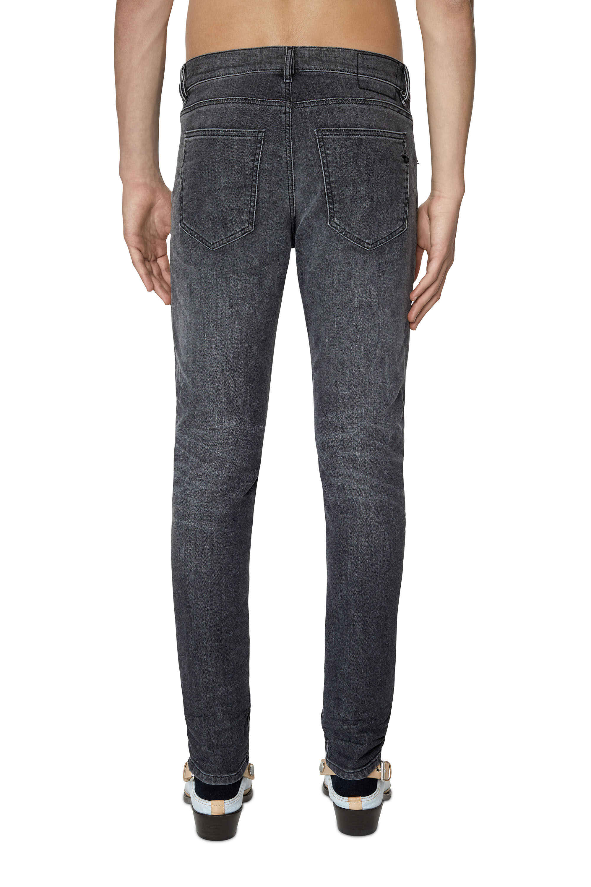 Diesel - D-Strukt JoggJeans® 09D52 Slim, Black/Dark grey - Image 4