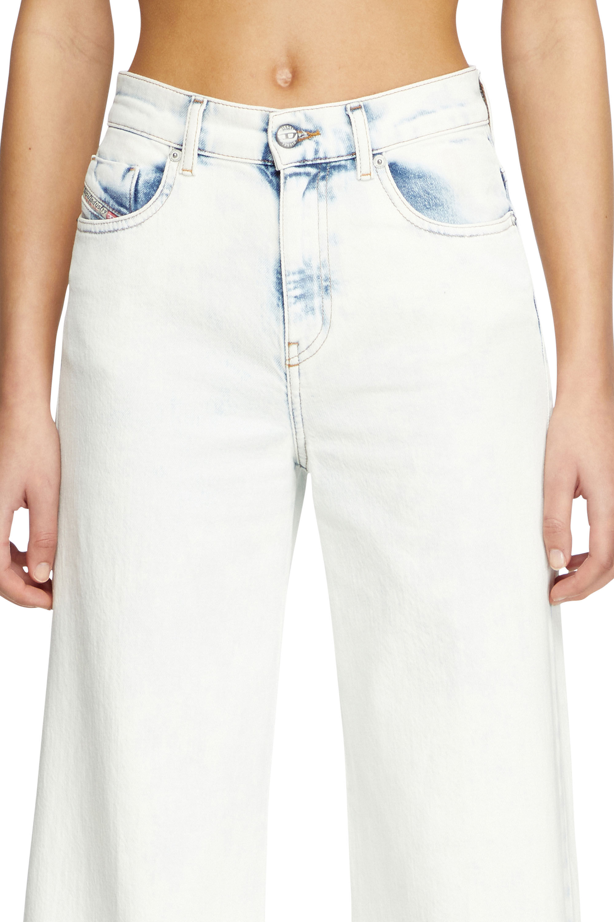 DIESEL :: ジーンズ d-akemi 09l33 Women's Flare Jeans | Light Blue | Diesel 1978 D-Akemi