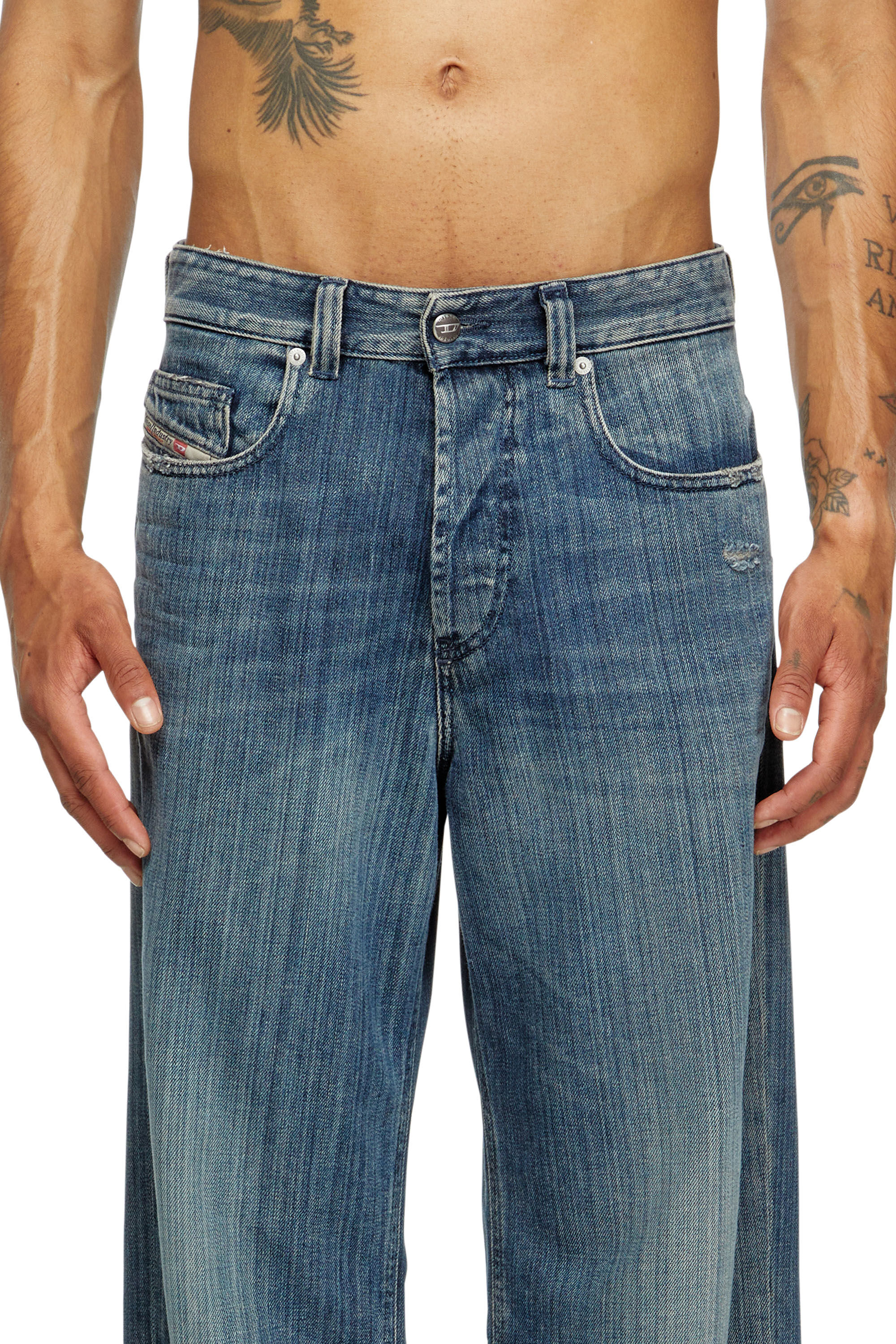 Men's Relaxed Jeans | Dark Blue | Diesel 2001 D-Macro