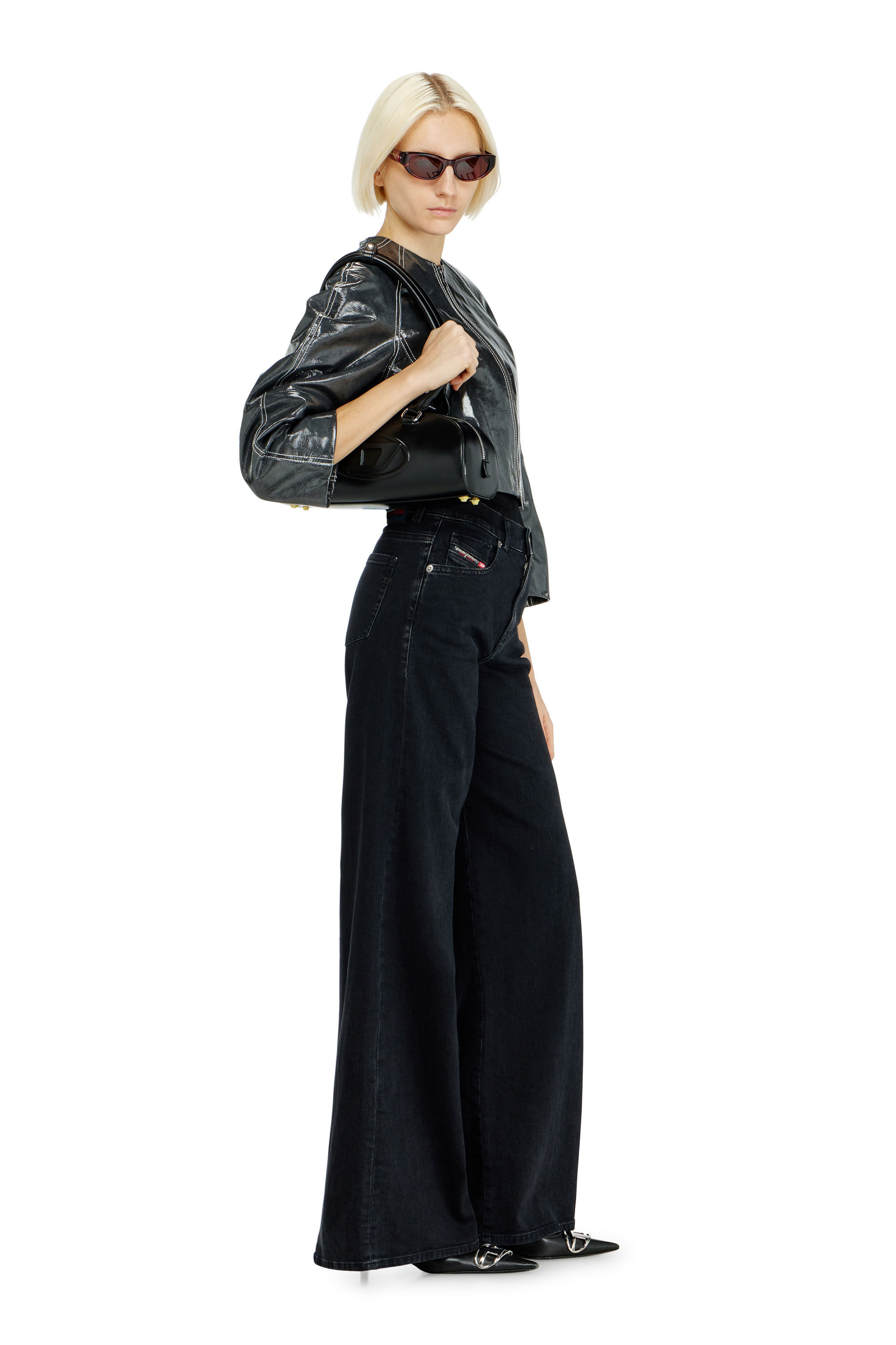 Women's flare jeans 1978 d-akemi 09n89 | Diesel ® UK