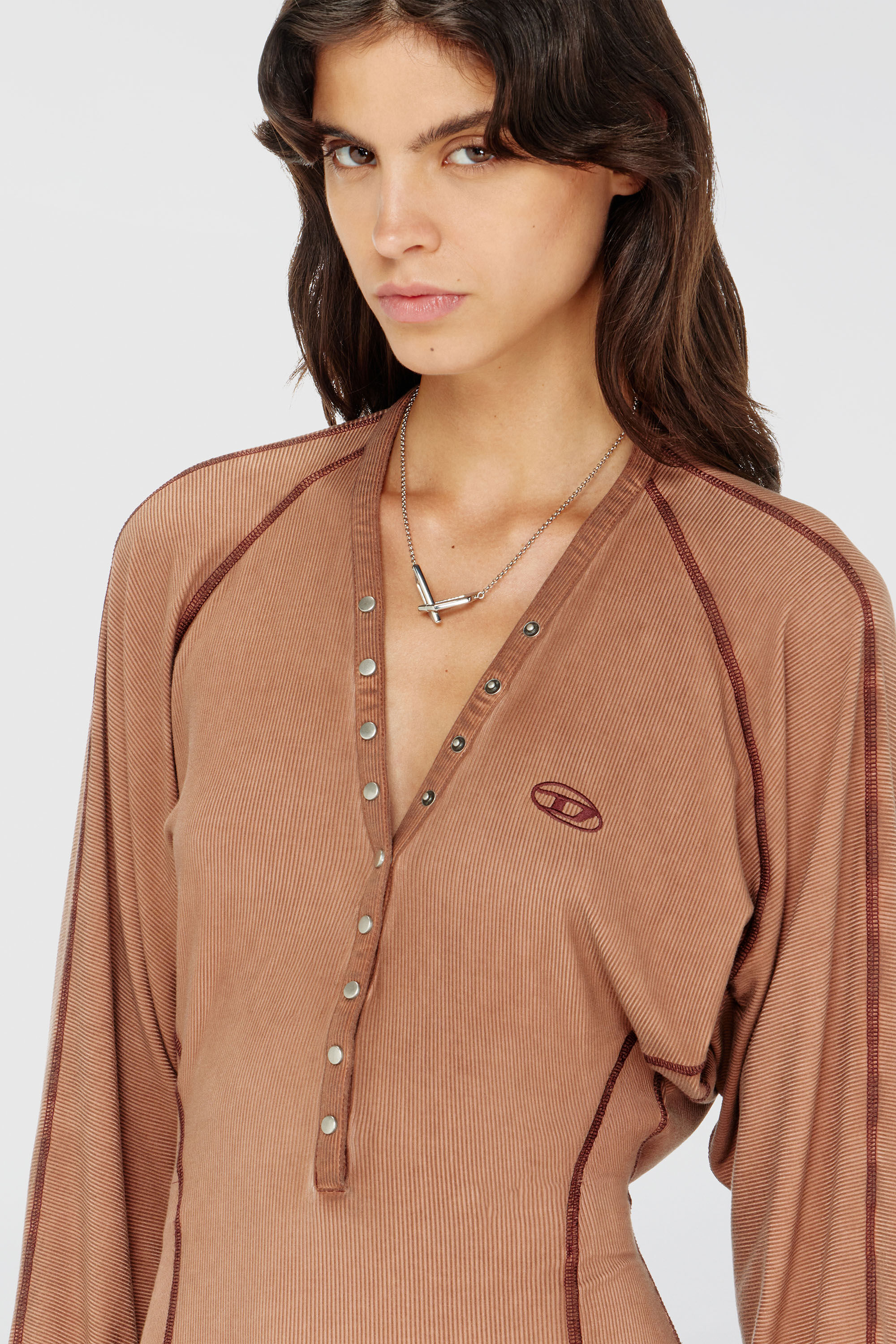 Diesel - D-ISERINA, Woman's Midi dress in ribbed jersey with batwing sleeves in Light Brown - 5