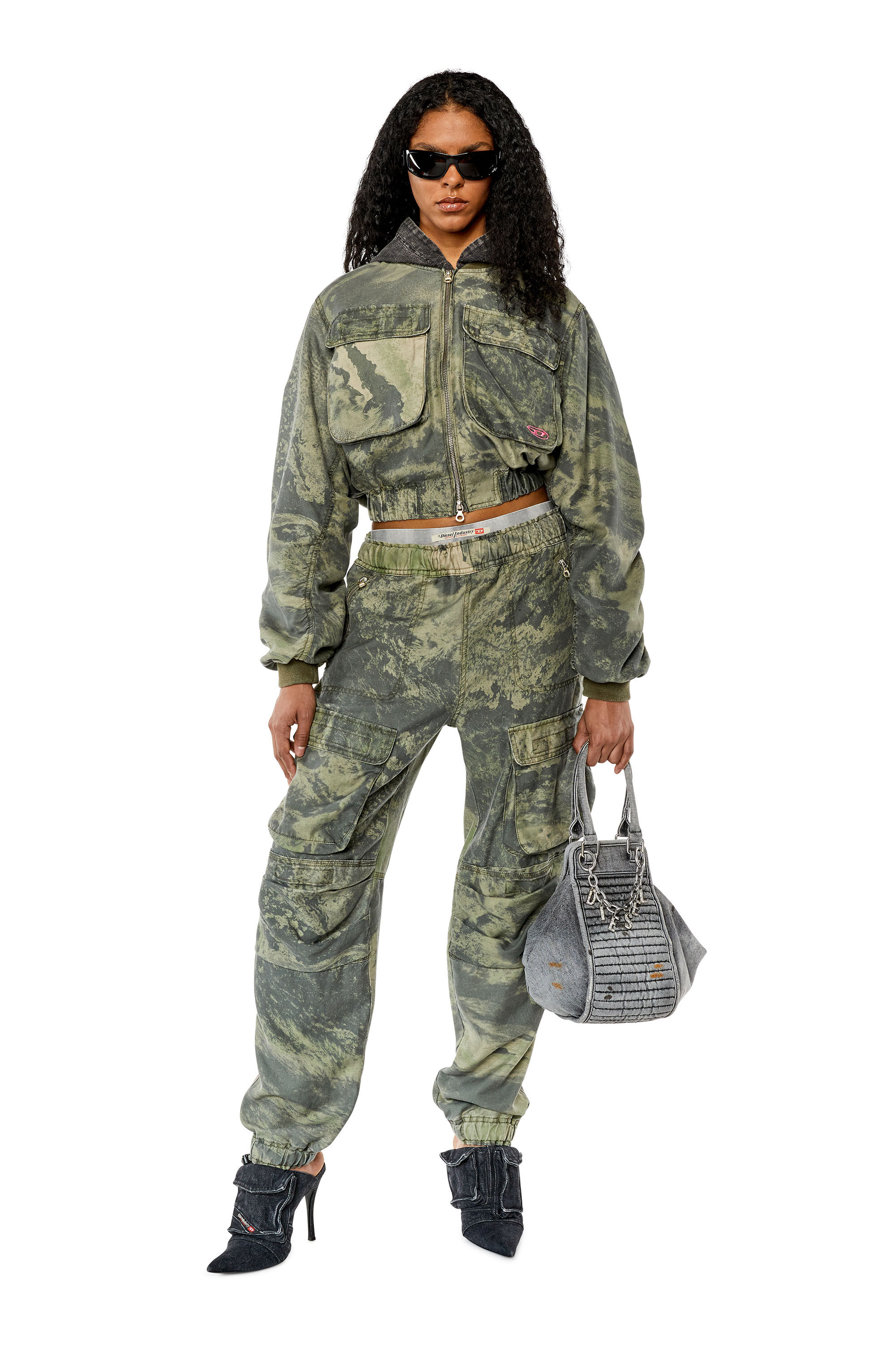 Women's uniform cargo pants top