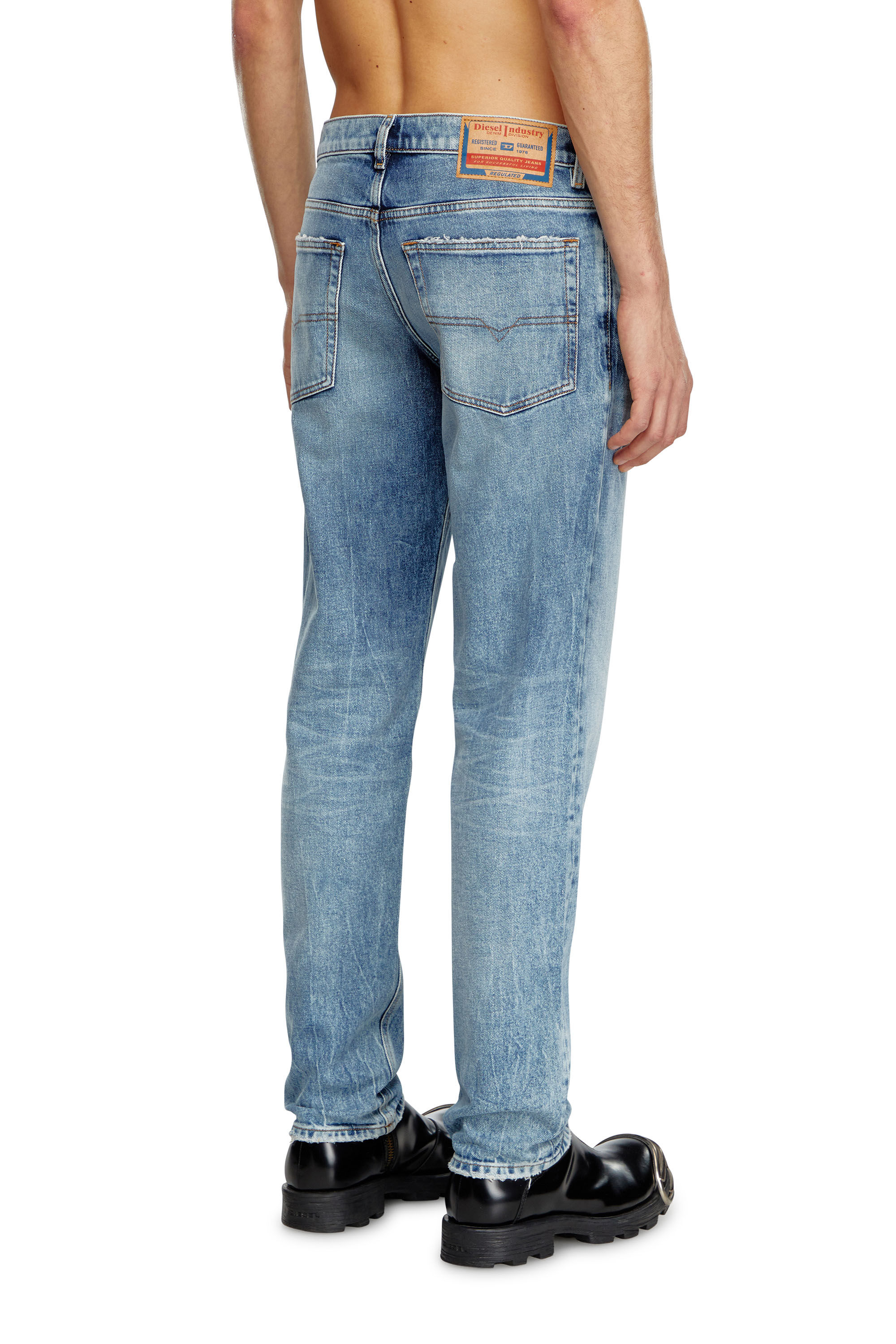 Men's Regular Jeans | Medium blue | Diesel 2023 D-Finitive Men's Regular Jeans | Medium blue | Diesel 2023 D-Finitive