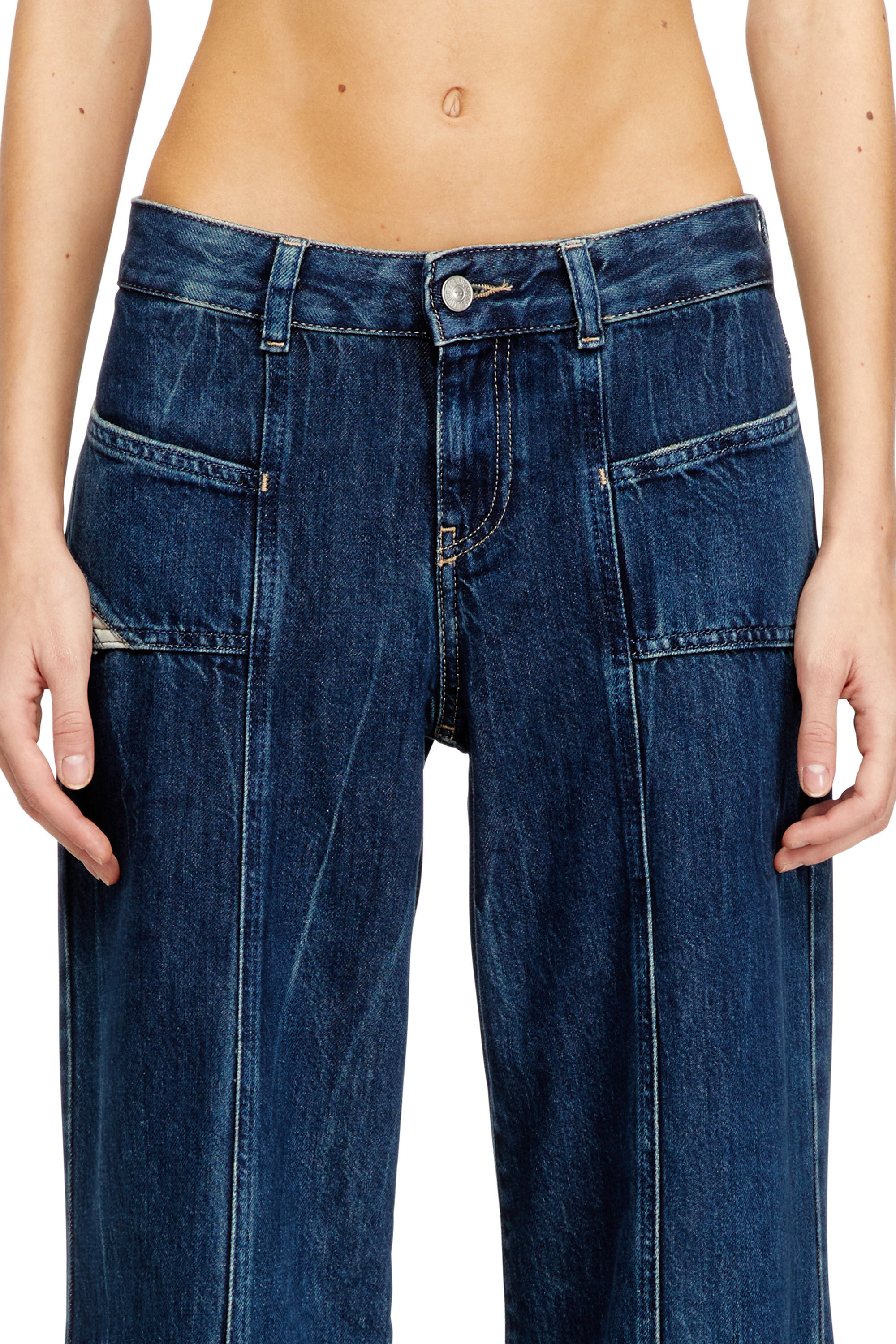 Women's Flare Jeans | Low Waist D-Akii | Medium blue | Diesel GB