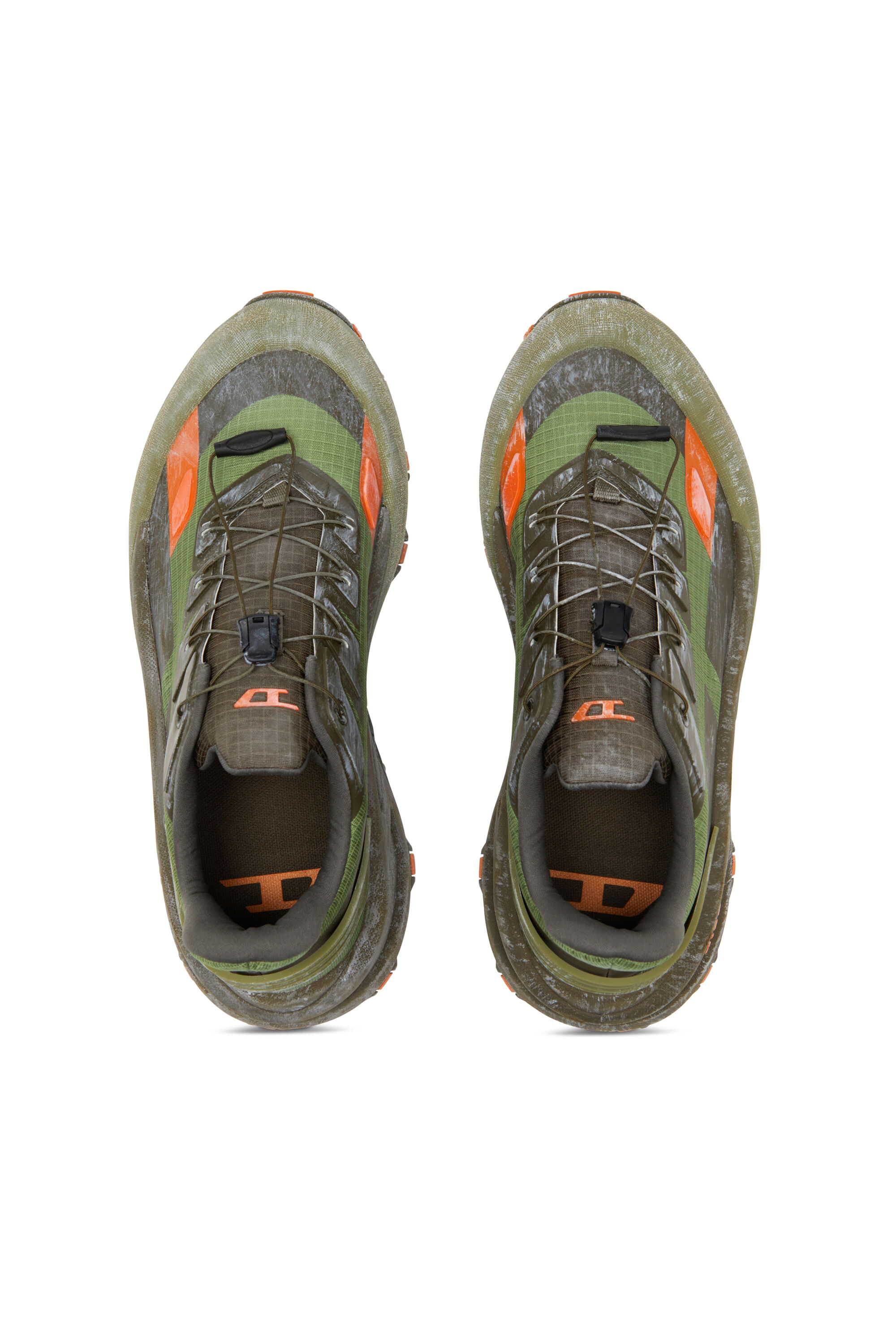 D-CAGE RUNNER