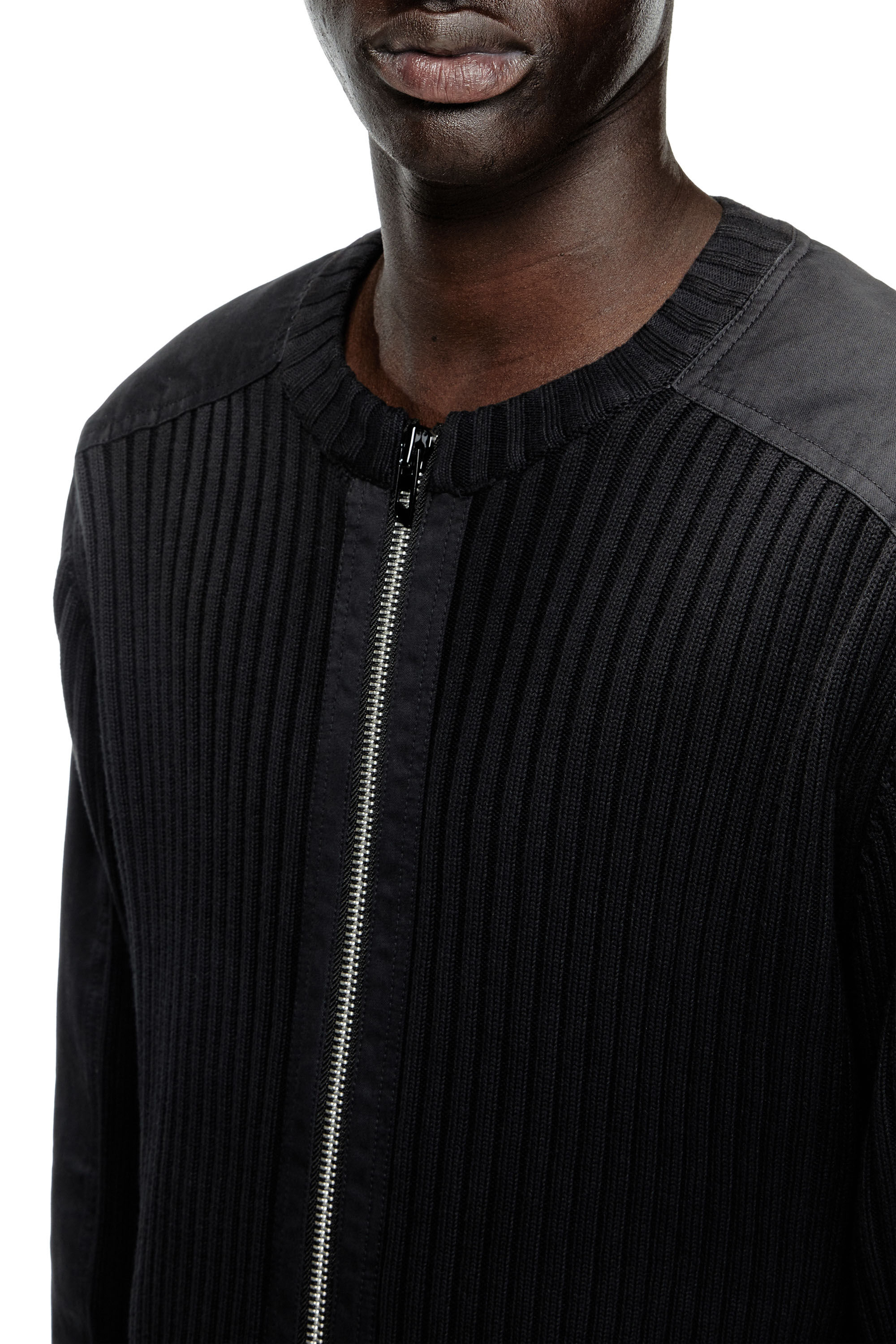 Men\u0027s Zipped cardigan with utilitarian panels | Black 