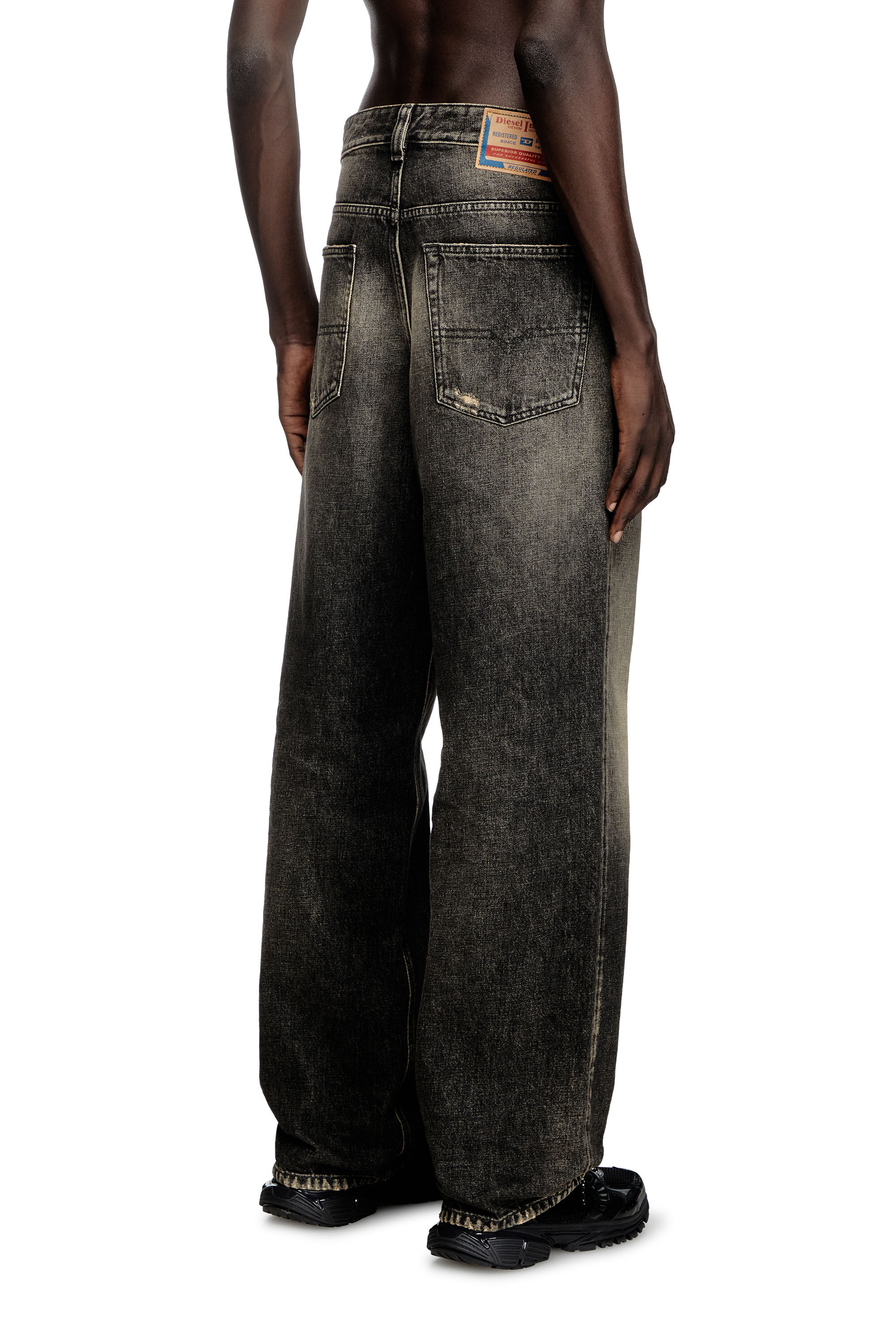 Men's Relaxed Jeans | Black/Dark grey | Diesel 2001 D-Macro