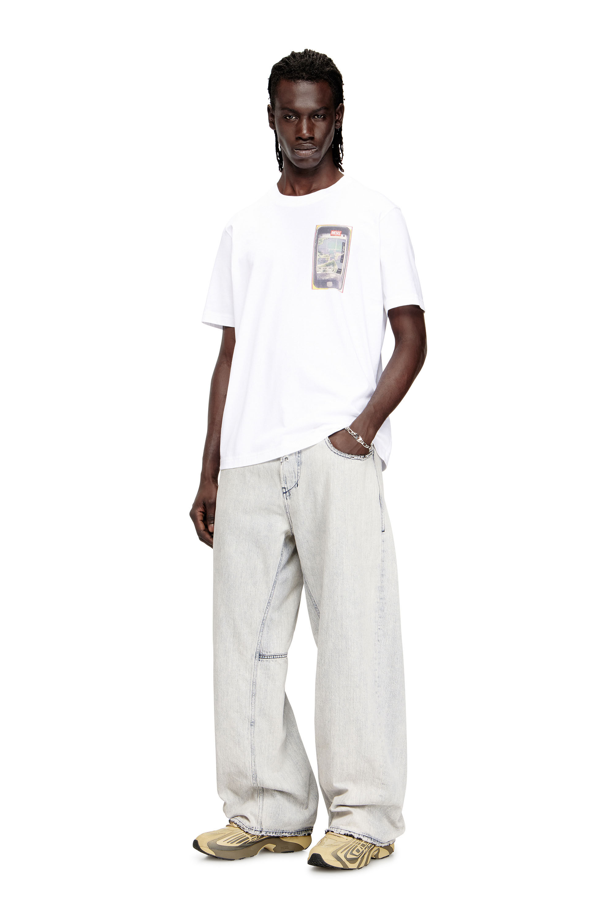 Men's Regular cotton T-shirt with digital print | White | Diesel GB