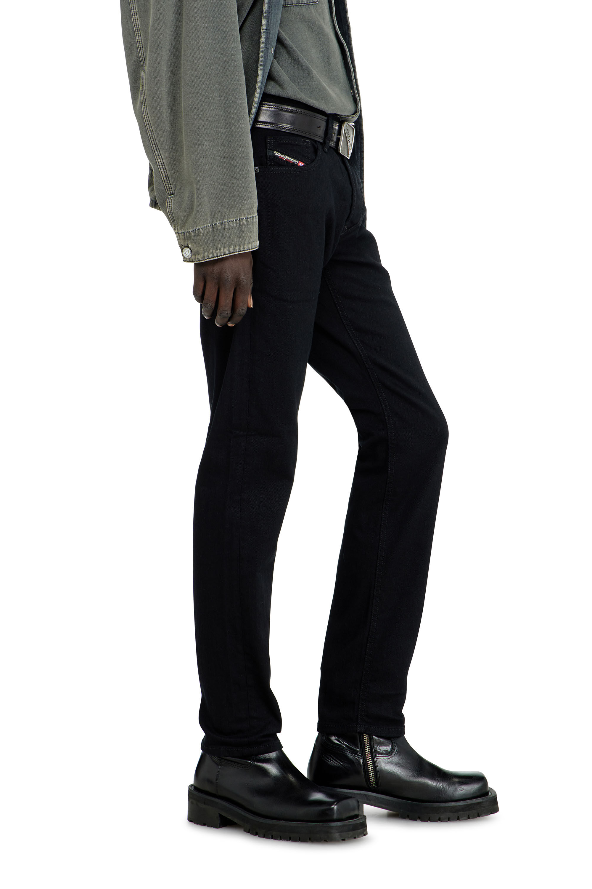 LARKEE-BEEX Man: Tapered Black/Dark grey Jeans, mid rise | Diesel