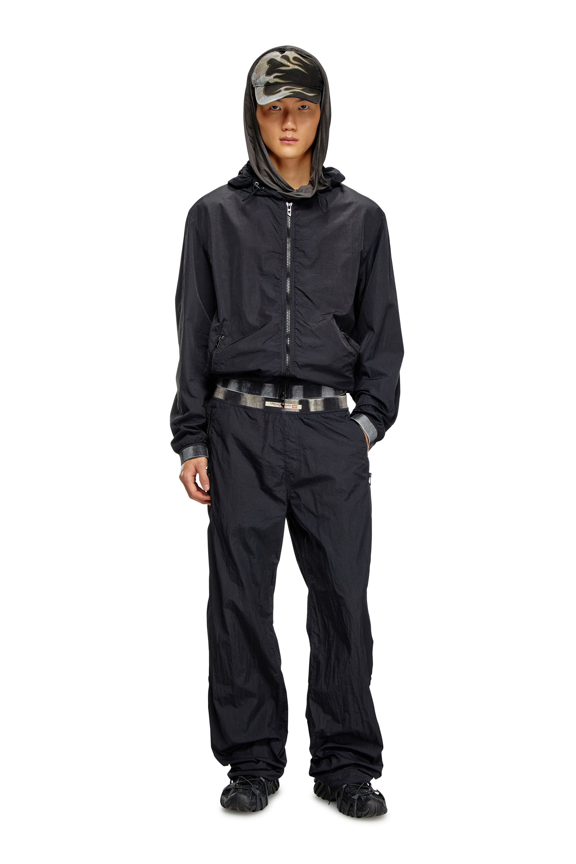 Men's Lightweight pants in wrinkled nylon | Black | Diesel