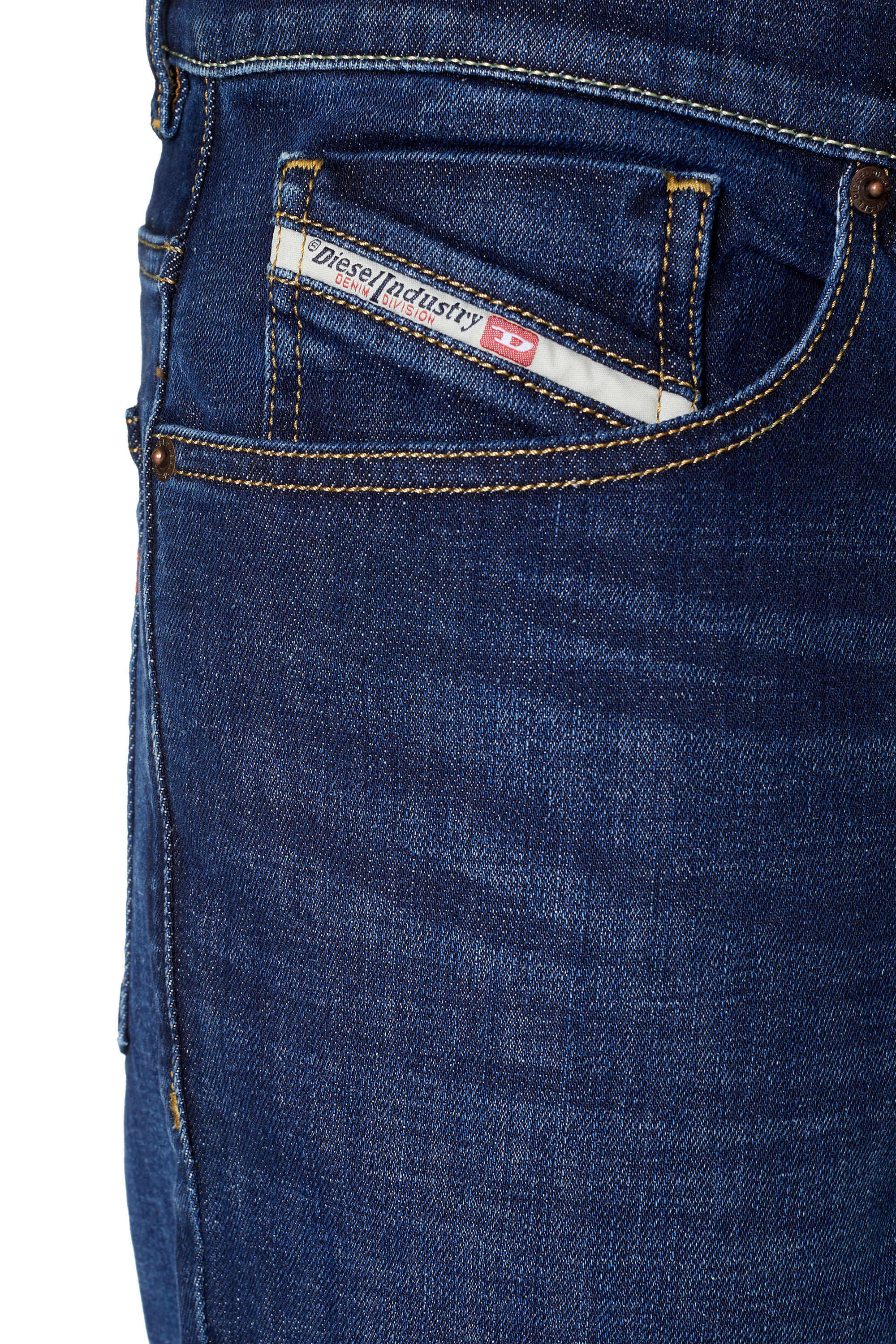 Tapered Jeans 2005 D Fining 09B90
