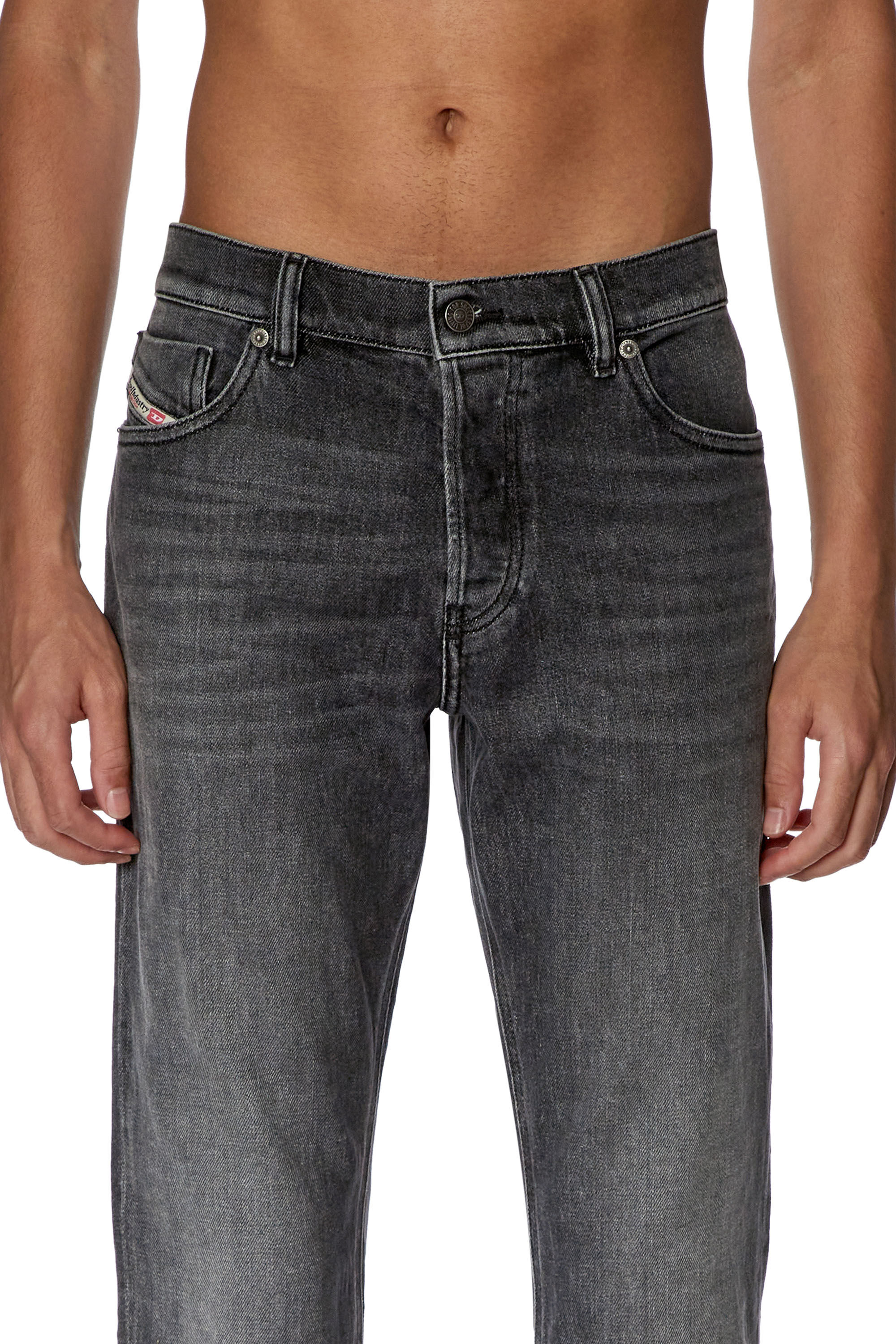 Men s Straight Jeans Black Dark grey Diesel 1995 D Sark