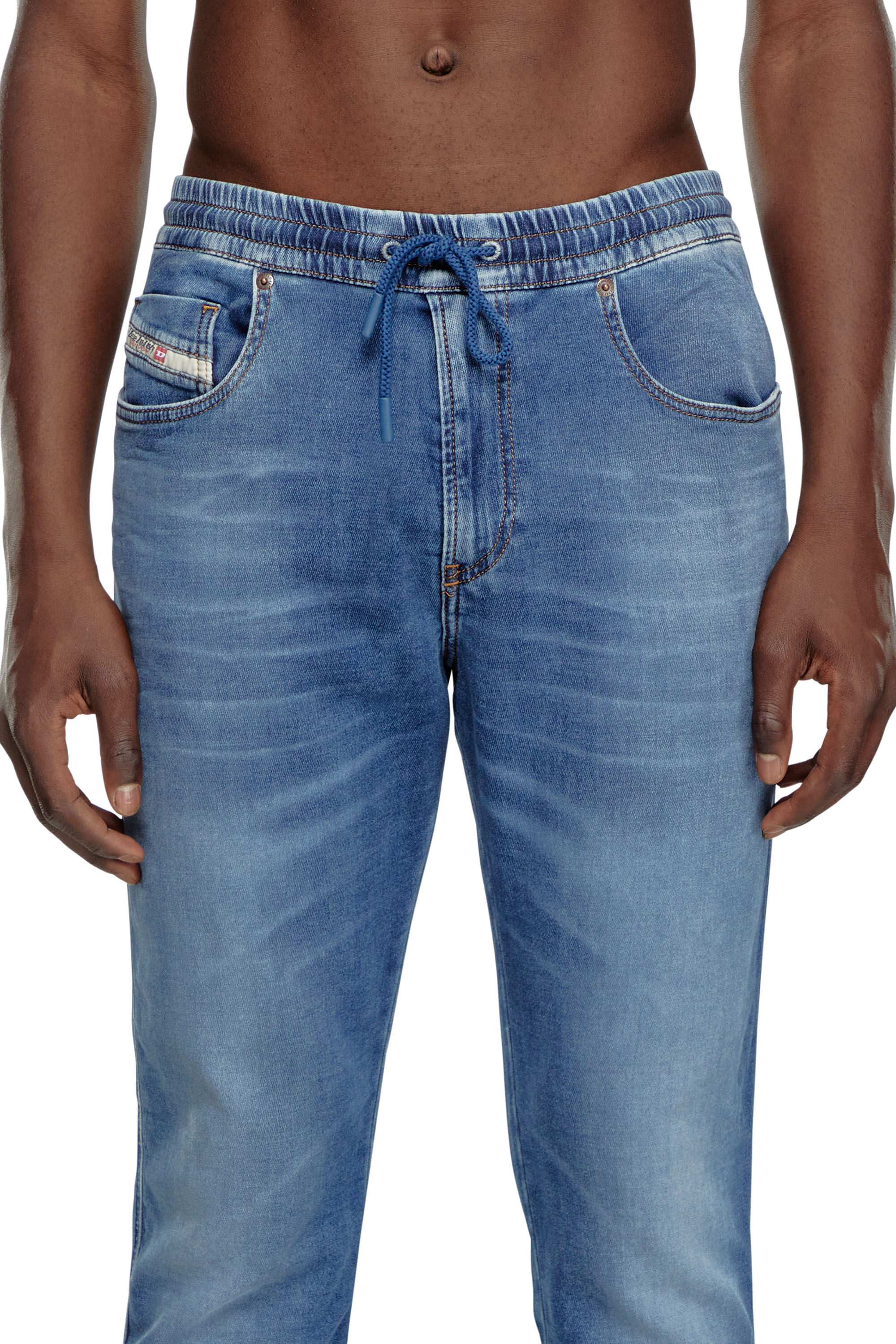 Men s Slim Jeans Medium blue Diesel 2060 D Strukt Joggjeans