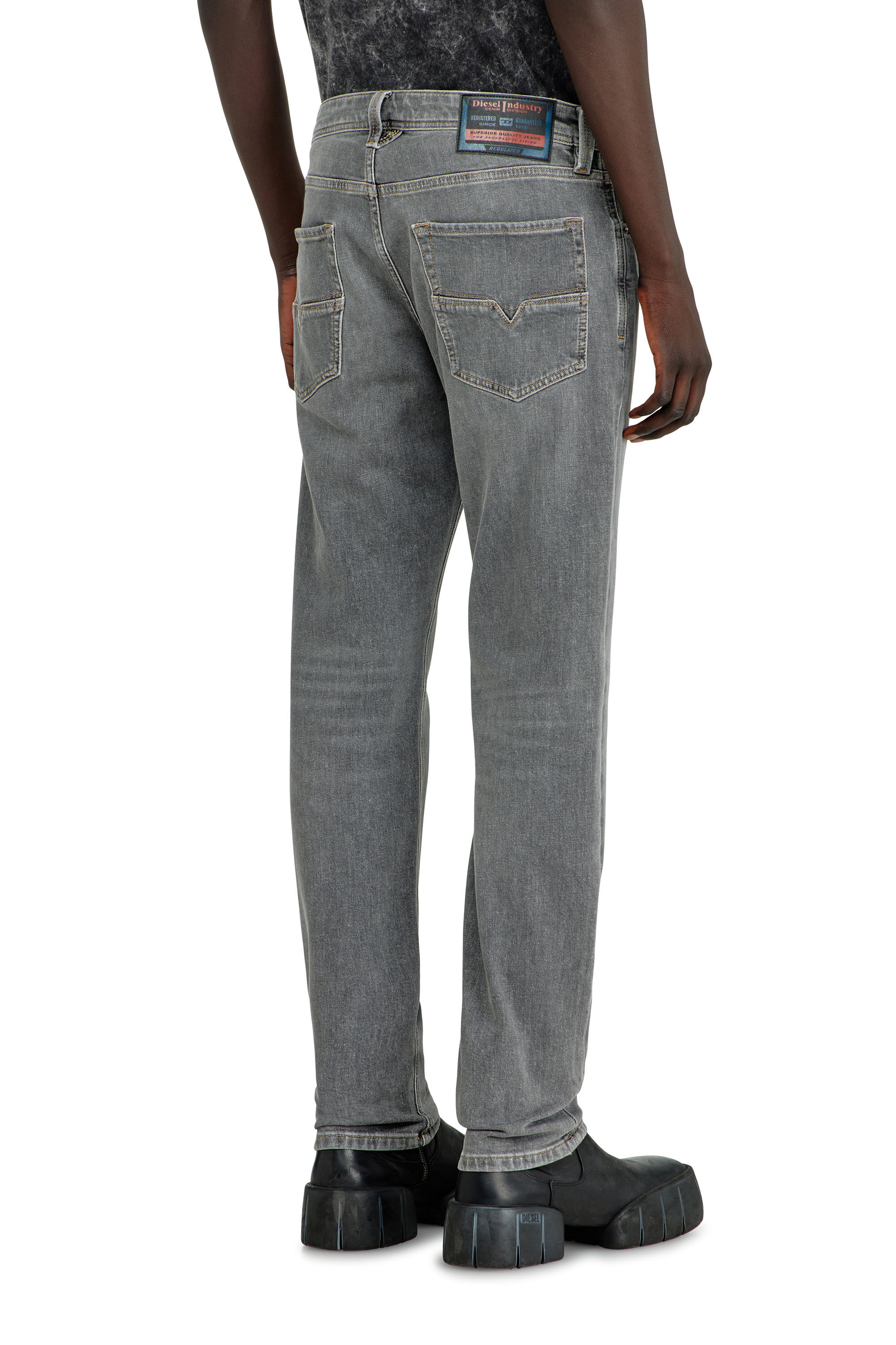 Men's Regular Jeans | Grey | Diesel 1986 Larkee-Beex