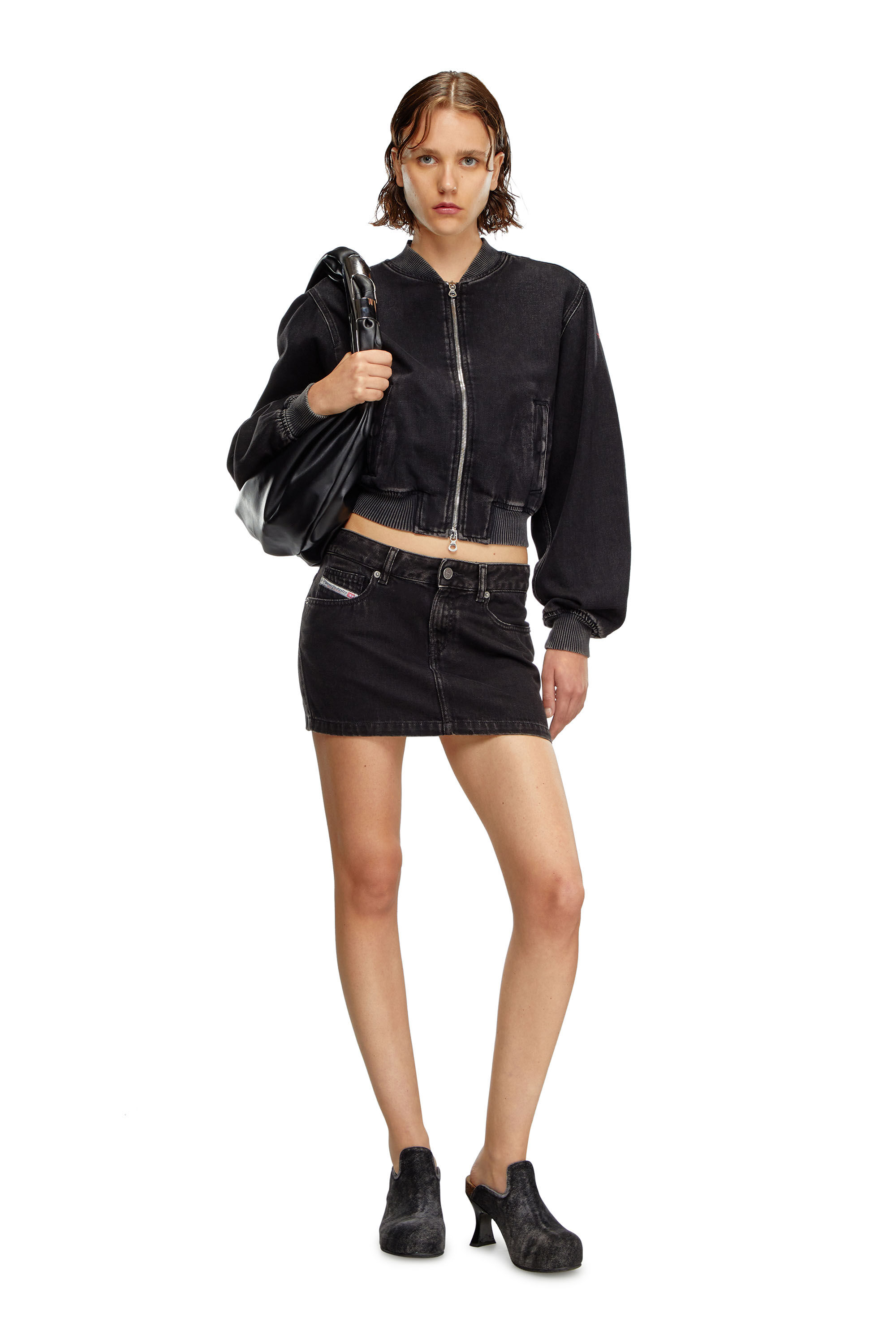 Women's Mini skirt in clean-wash denim | Black | Diesel