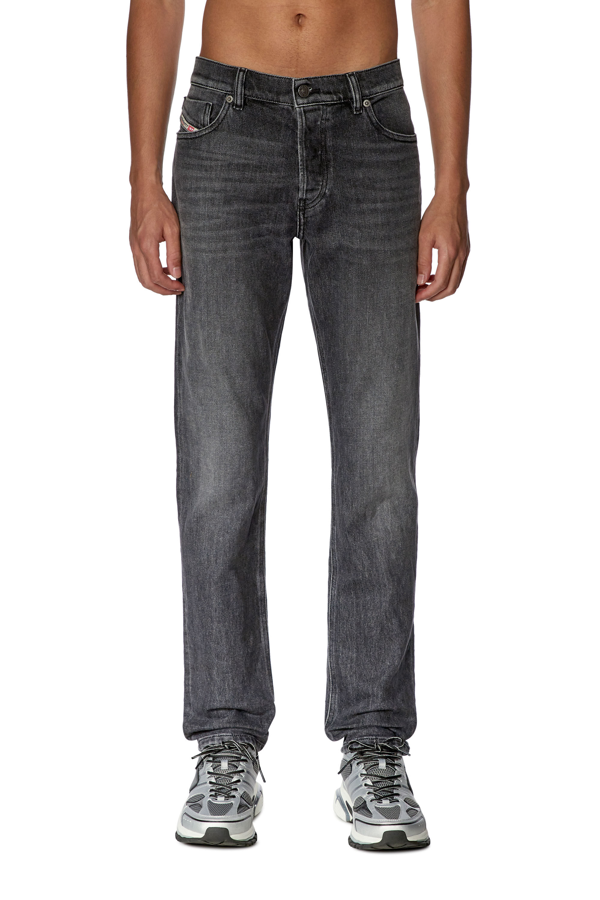 Men s Straight Jeans Black Dark grey Diesel 1995 D Sark