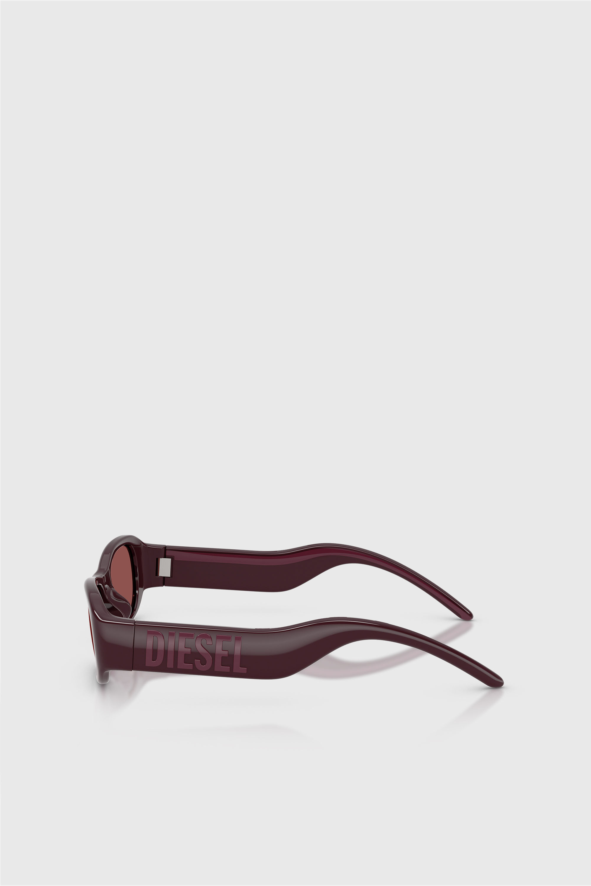 Diesel - 0DL3020U, Unisex's Pillow Sunglasses in Burgundy - 3