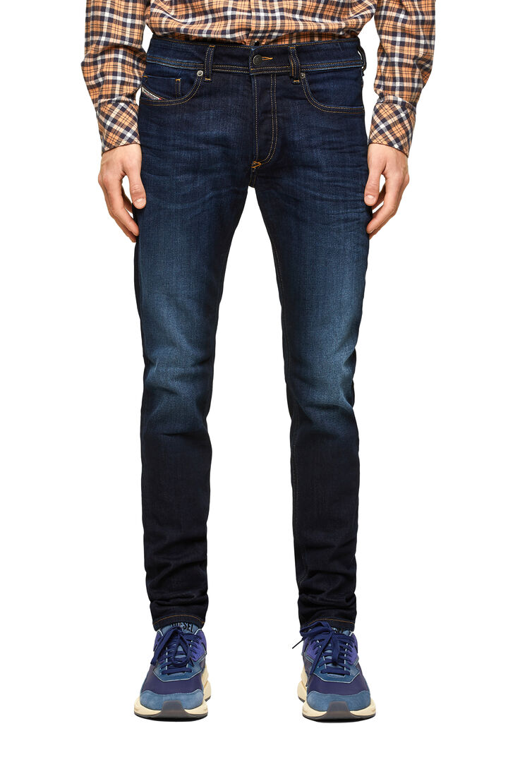 Sleenker 009EY, Sleenker 009EY,