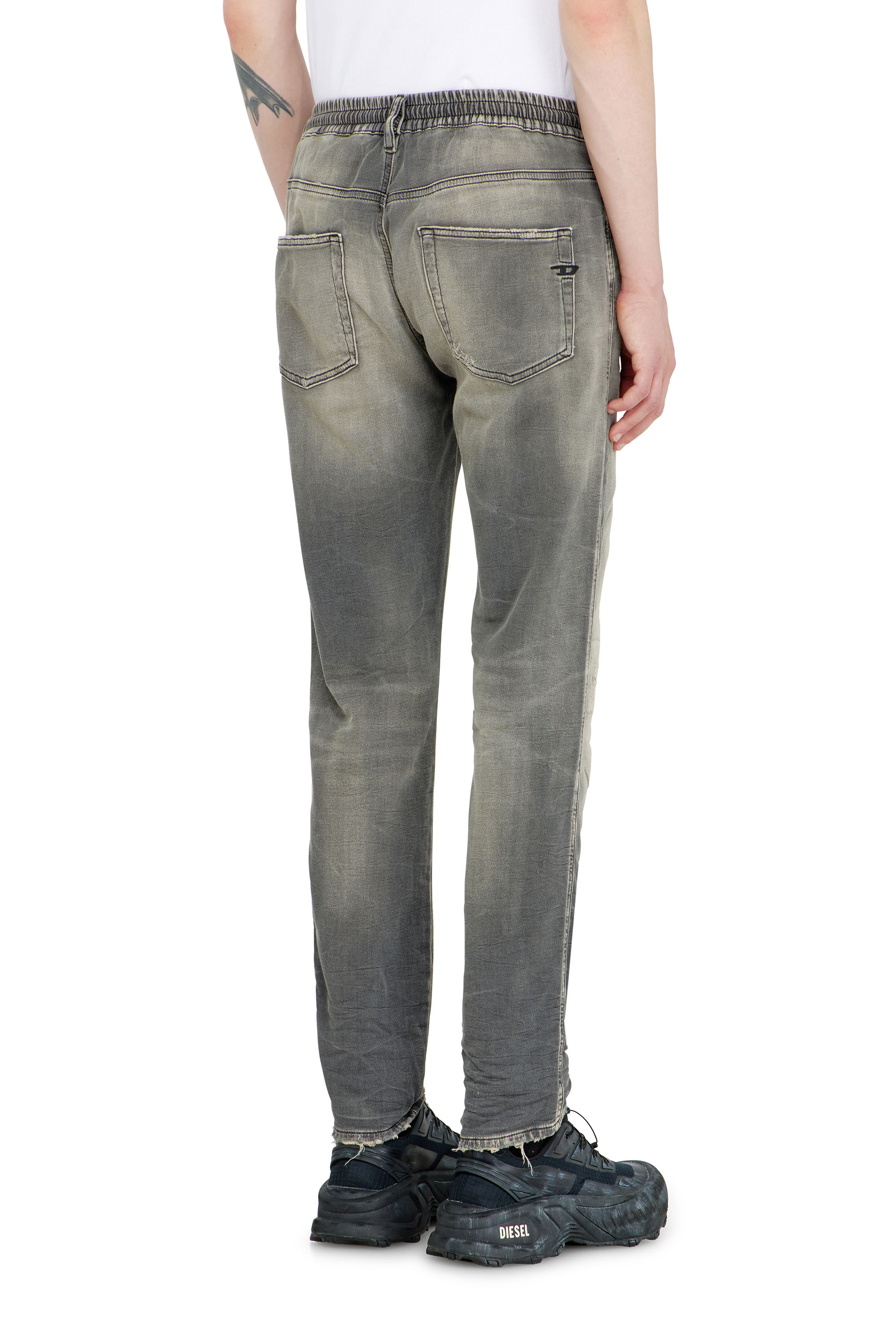 Diesel - Man's Slim 2062 D-Strukt Joggjeans&reg; 068UH, Light Grey - 4