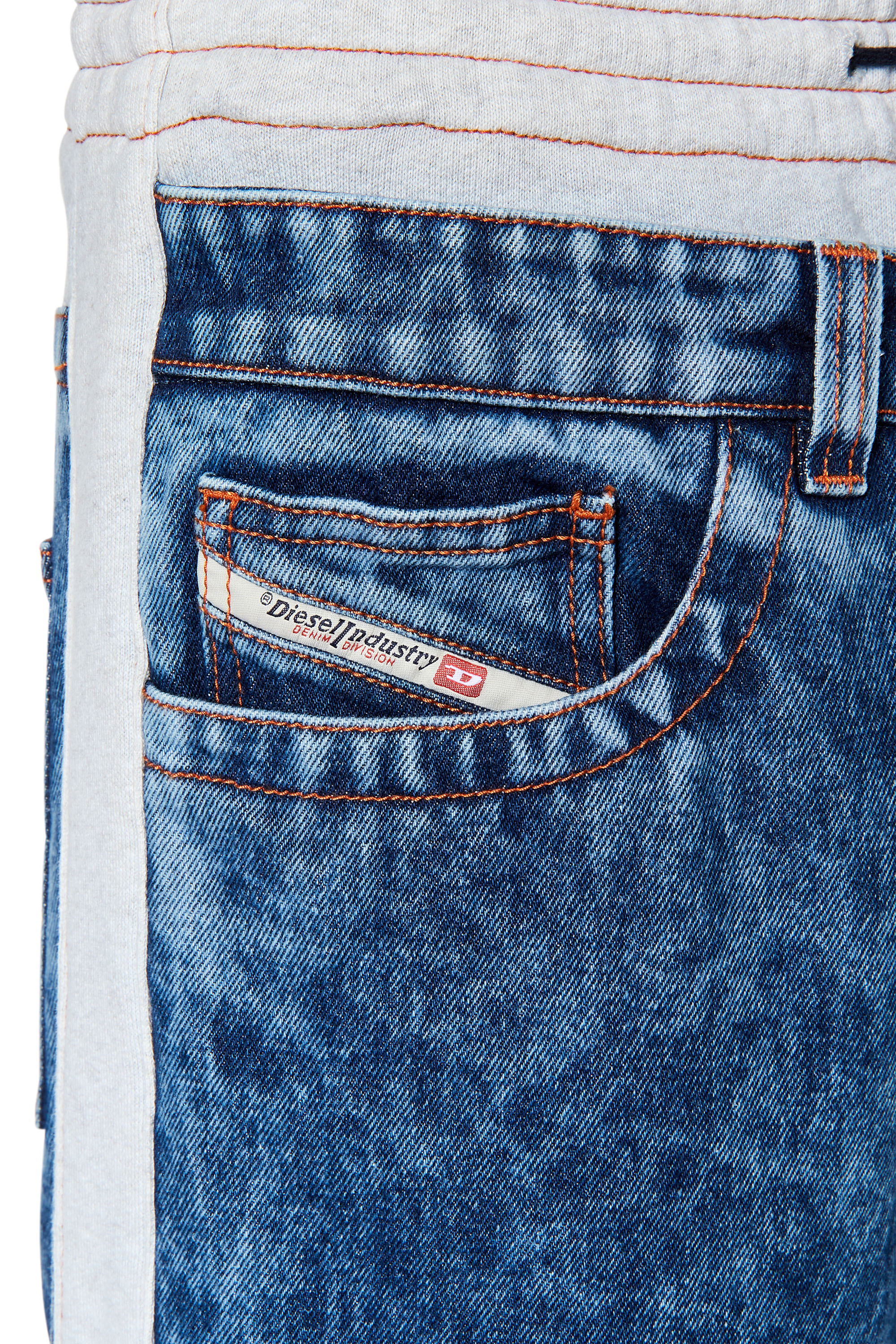 Diesel - D-Seri 0EMAW Straight Jeans, Medium blue - Image 3