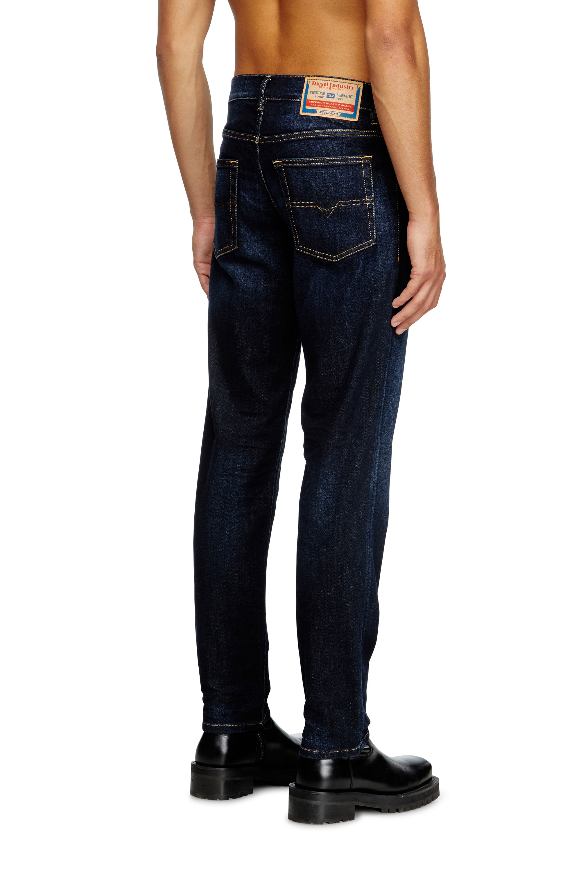 Diesel - Tapered Jeans 2023 D-Finitive 009ZS, Dark Blue - Image 2