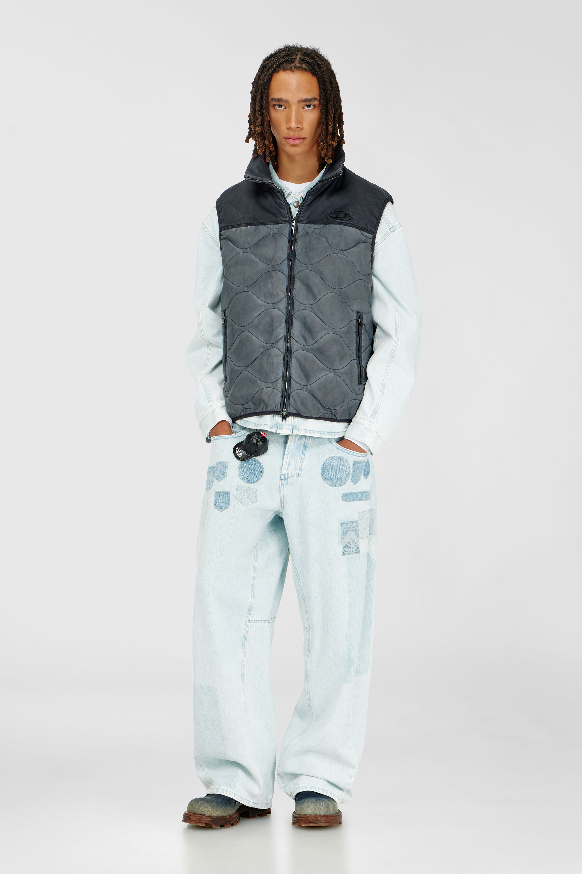 Quilted vest with fluffy neck lining