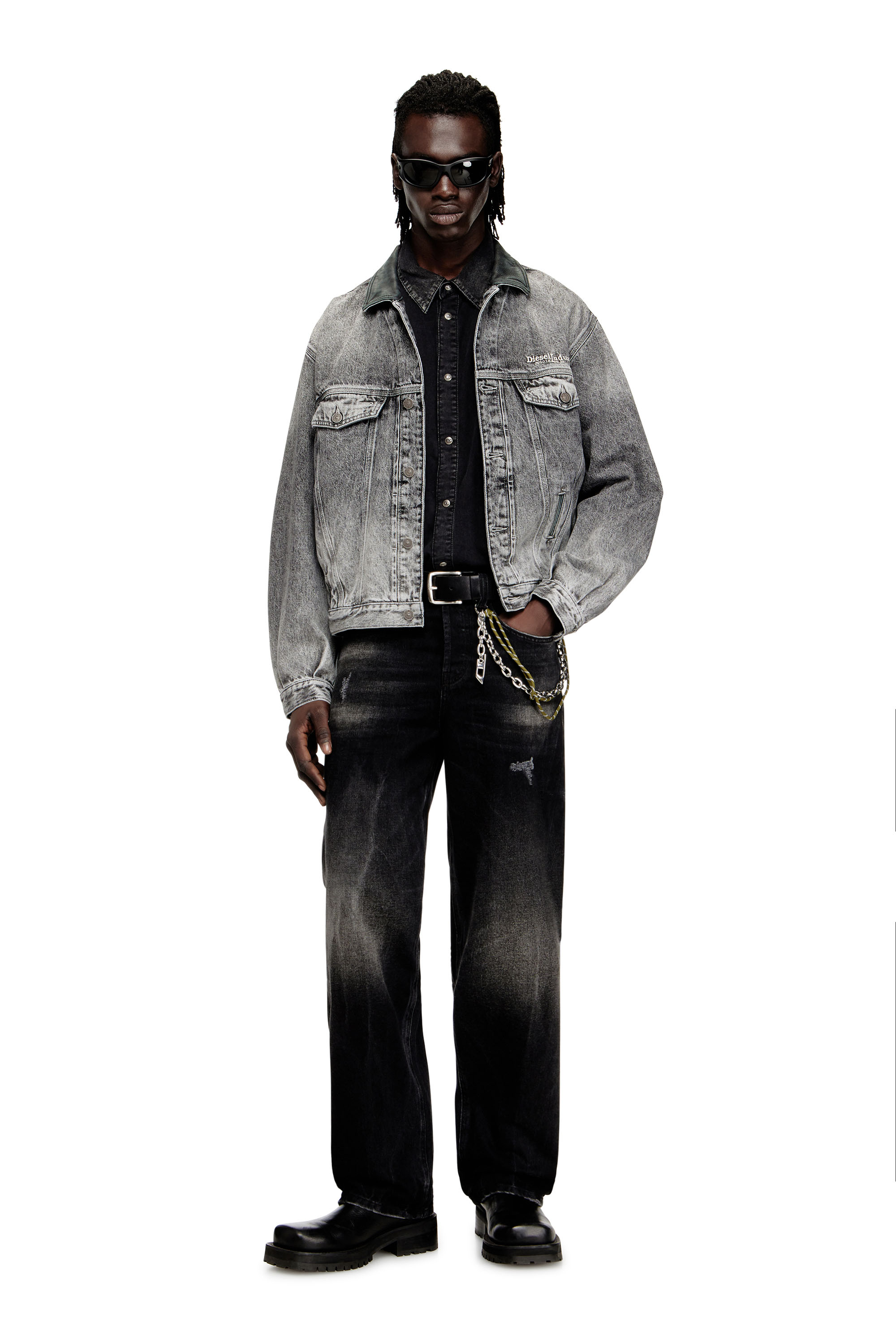 Diesel - D-DENVER-S, Unisex's Denim trucker jacket with tonal leather trims in Grey - 2