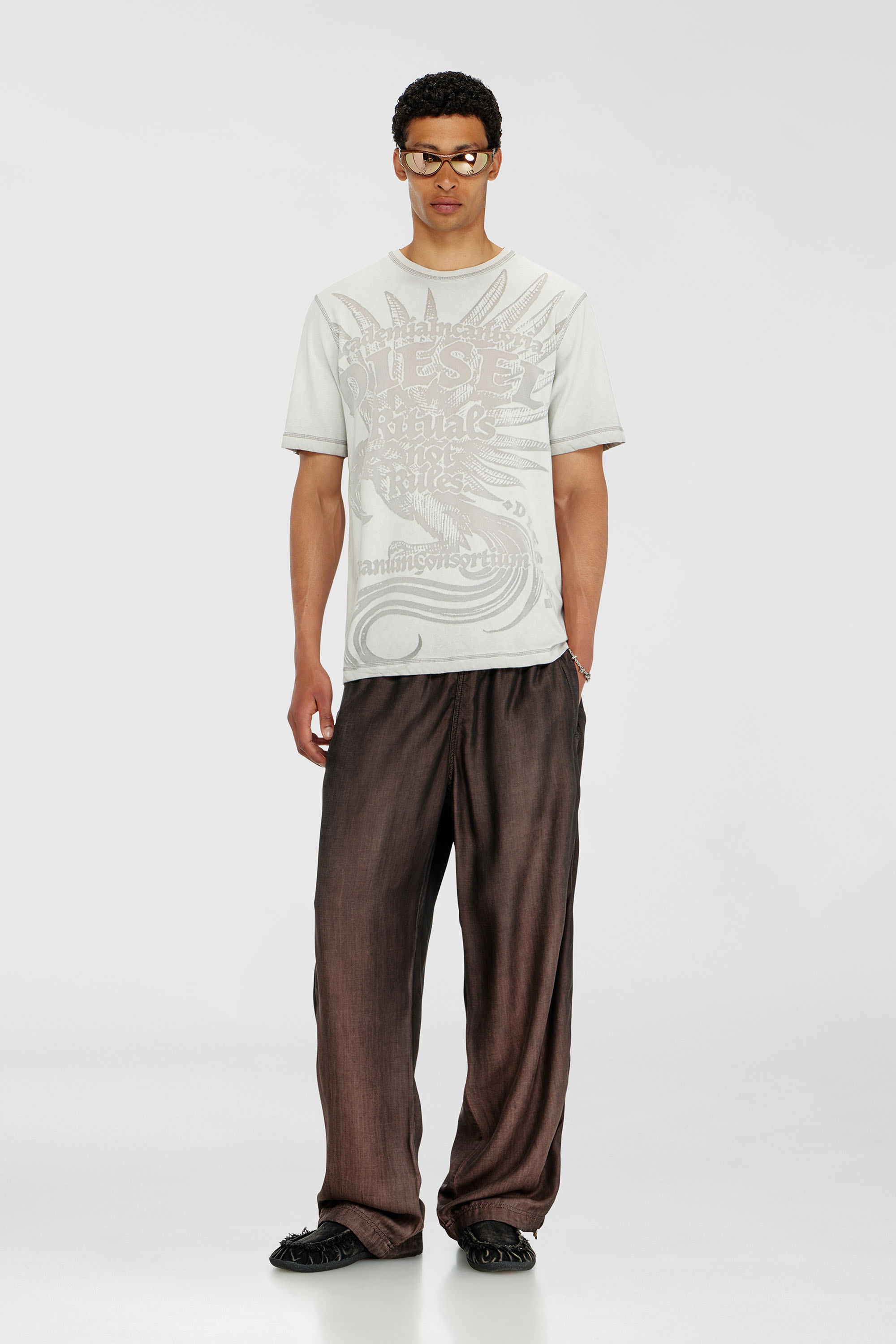 Jersey T-shirt with embossed graphic