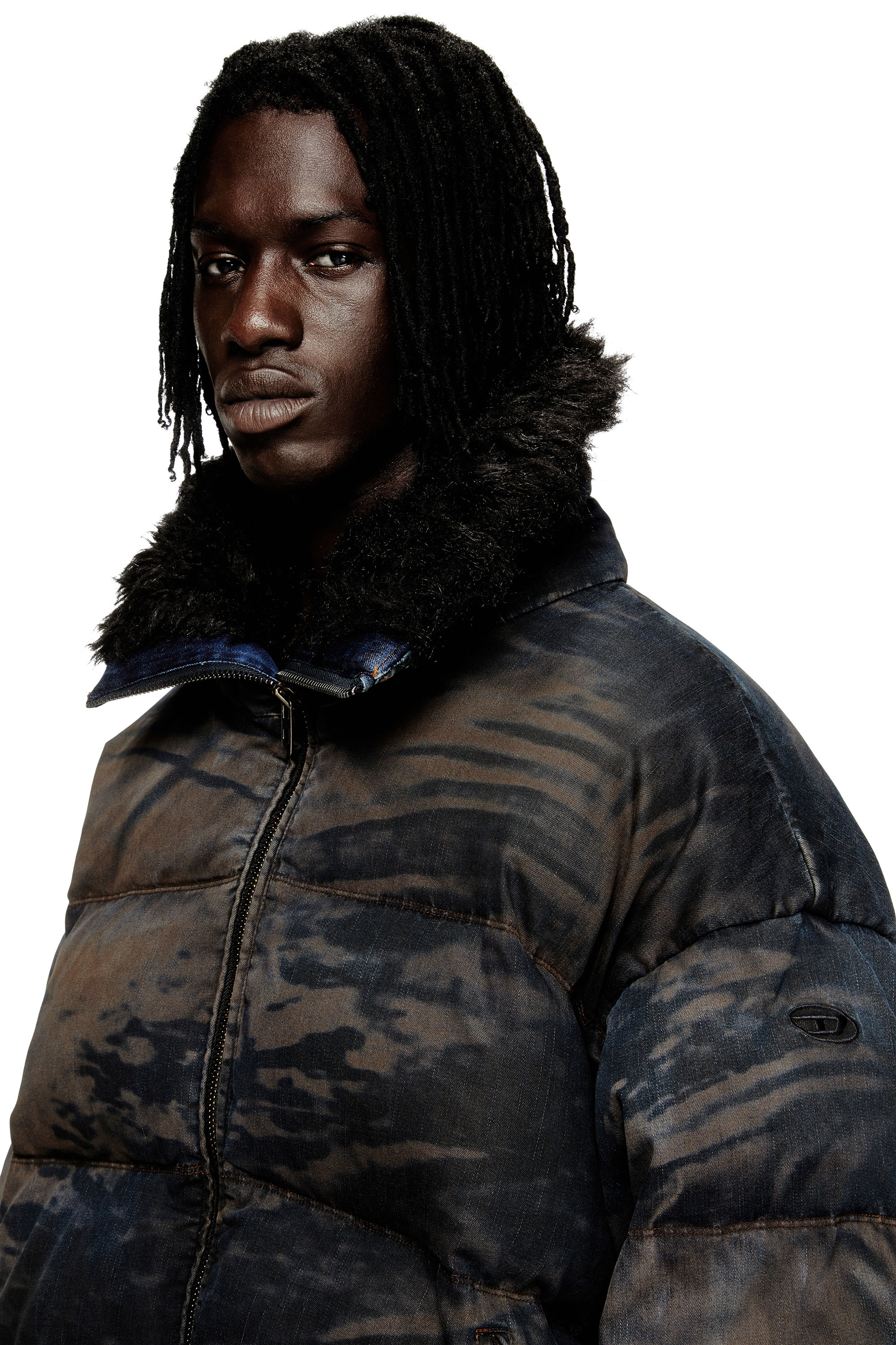 Diesel - W-JOHNS, Man's Puffer jacket in dirt-effect camo denim in Black/Brown - 5