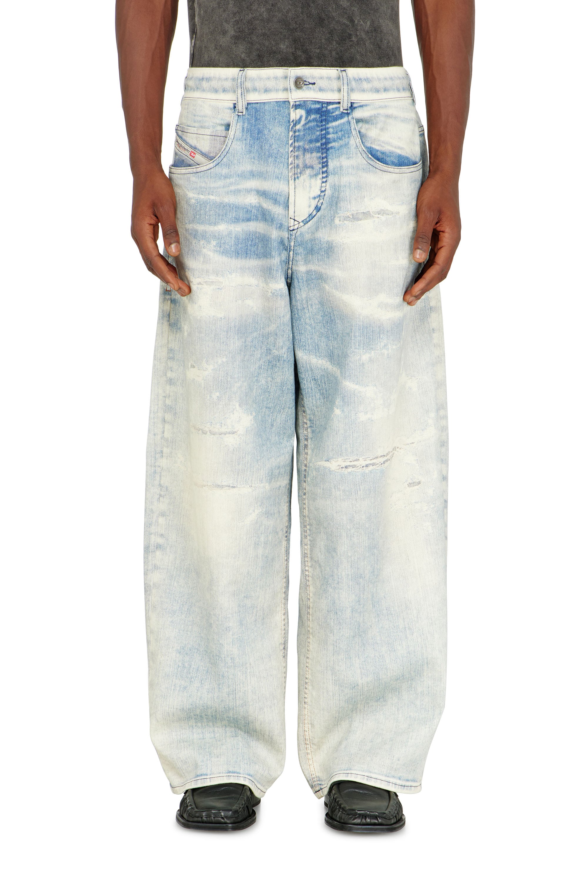 Diesel - Unisex's Relaxed 2097 D-Enim-M Joggjeans&reg; 068XM, Light Blue - 4
