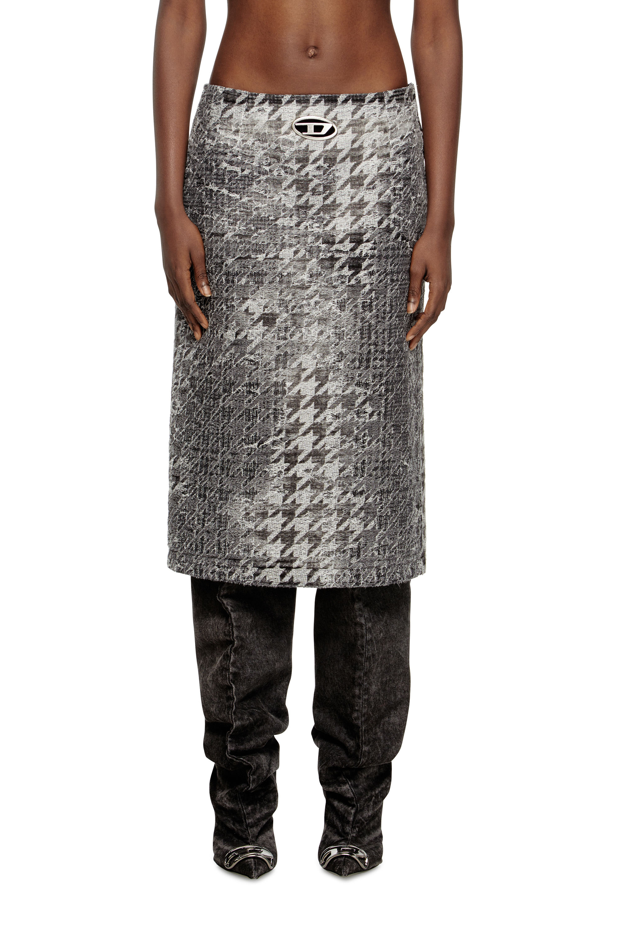 DE- RATHIAN-FSH, Black/White Diesel - DE- RATHIAN-FSH, Woman's Midi skirt in Prince of Wales jacquard denim in Black/White - 3