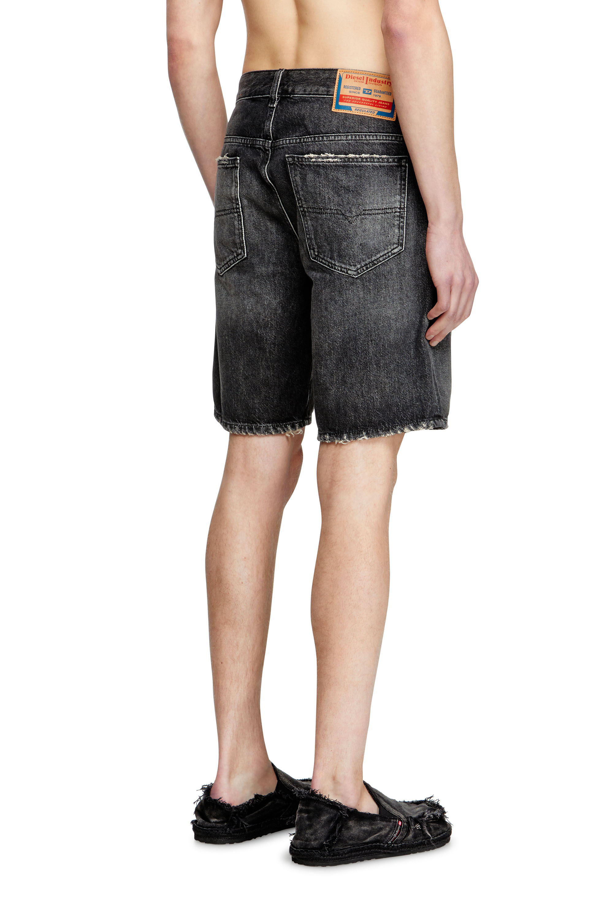 Diesel - D-FIN, Man's Slim denim shorts in Black - 4