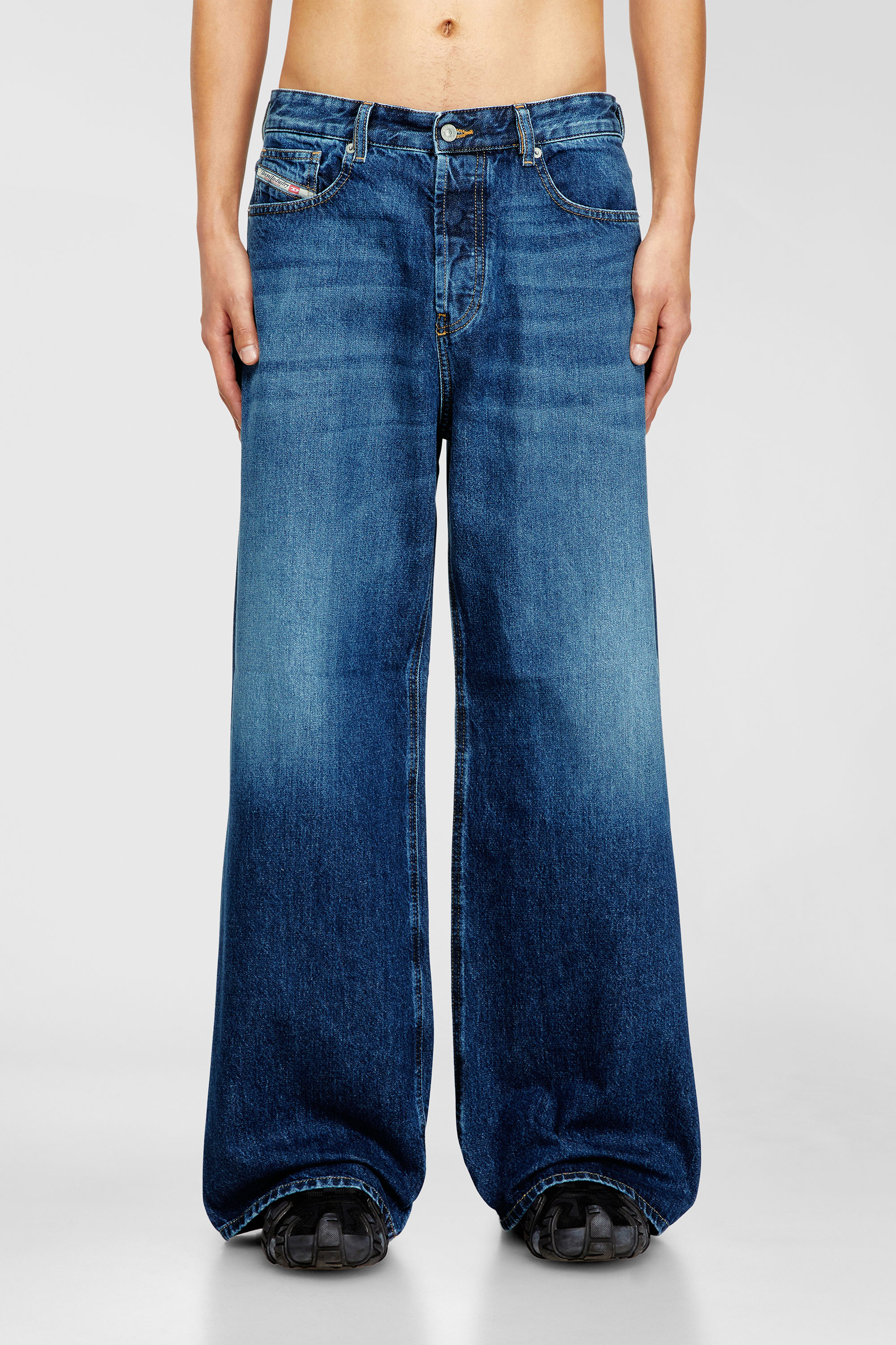 Diesel - Unisex's Relaxed Jeans 1996 D-Sire 09I27, Dark Blue - 6