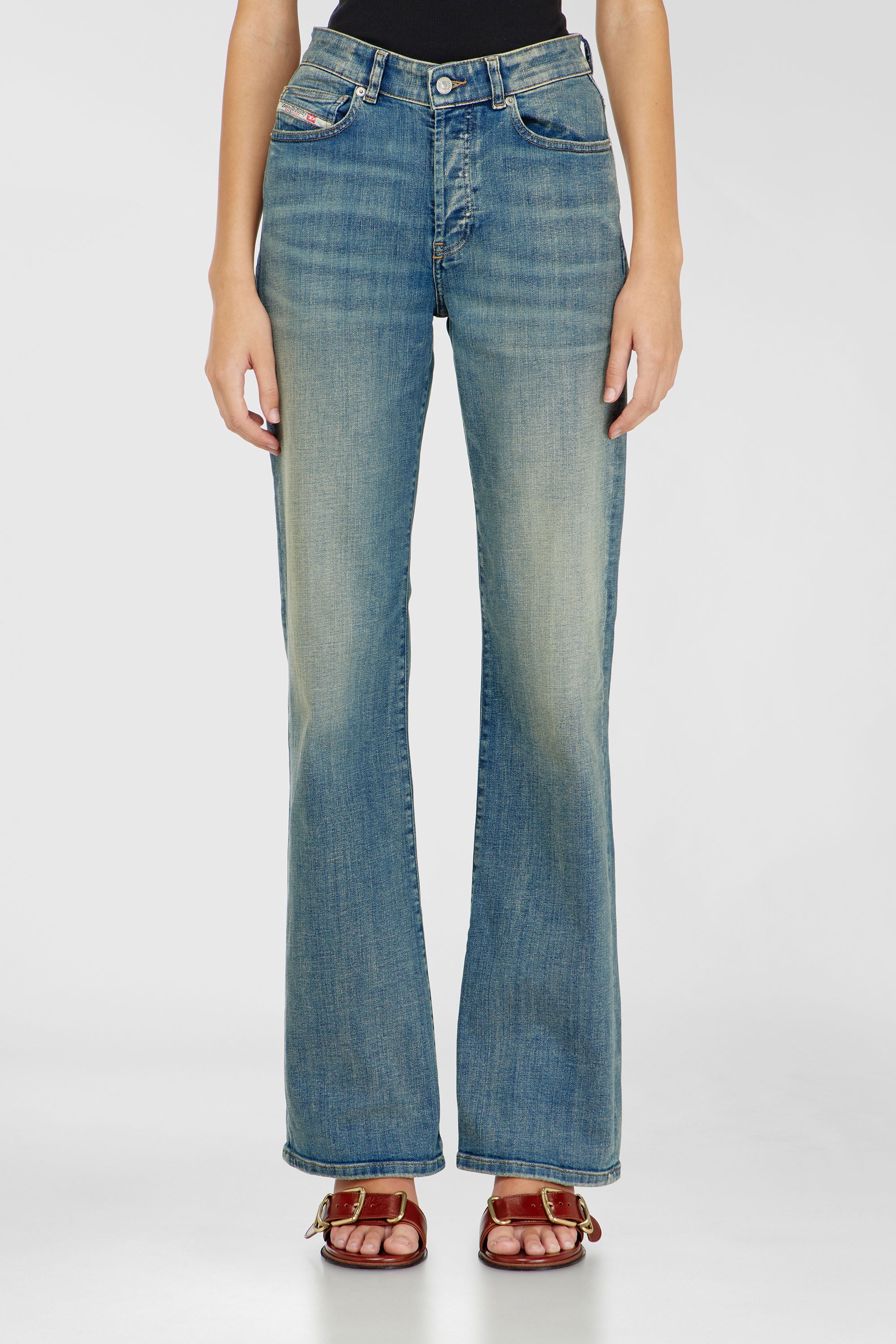 Diesel - Woman's Regular Jeans 1971 D-Sent 09N32, Medium blue - 2